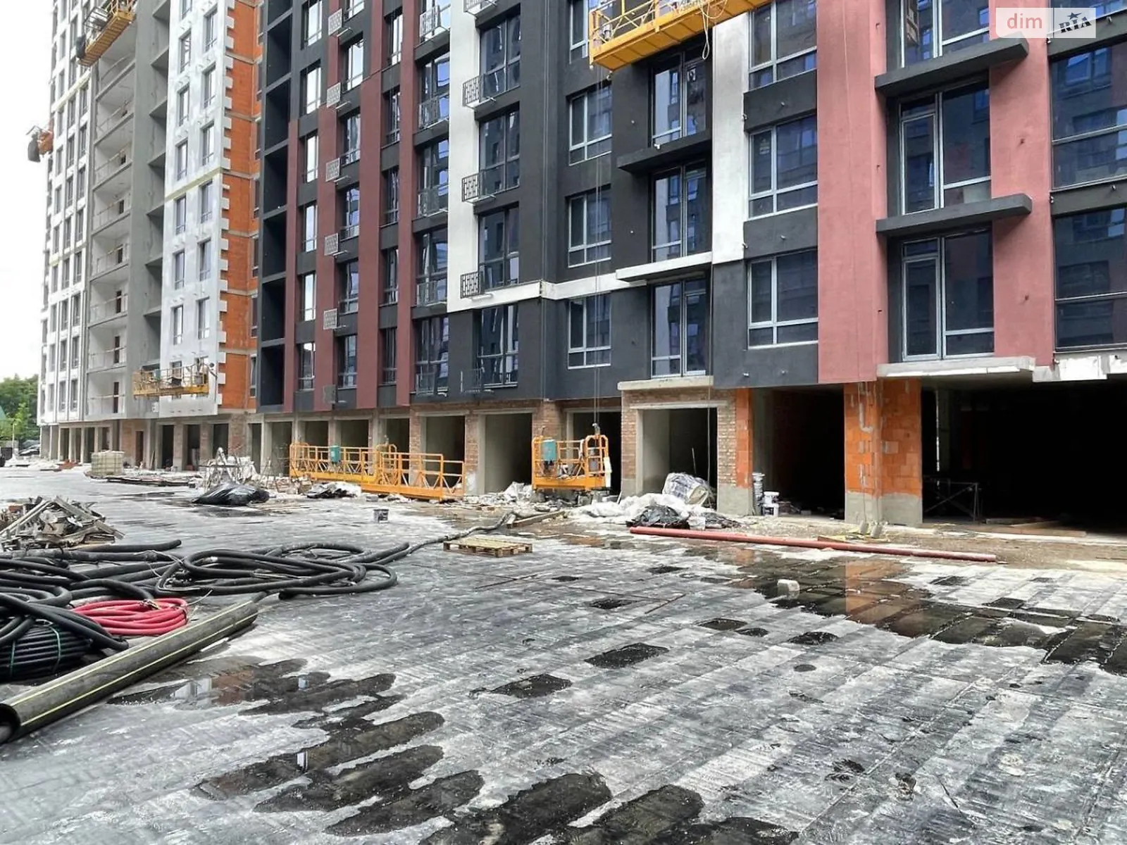Продается 1-комнатная квартира 45 кв. м в Угорниках, цена: 38250 $ - фото 1