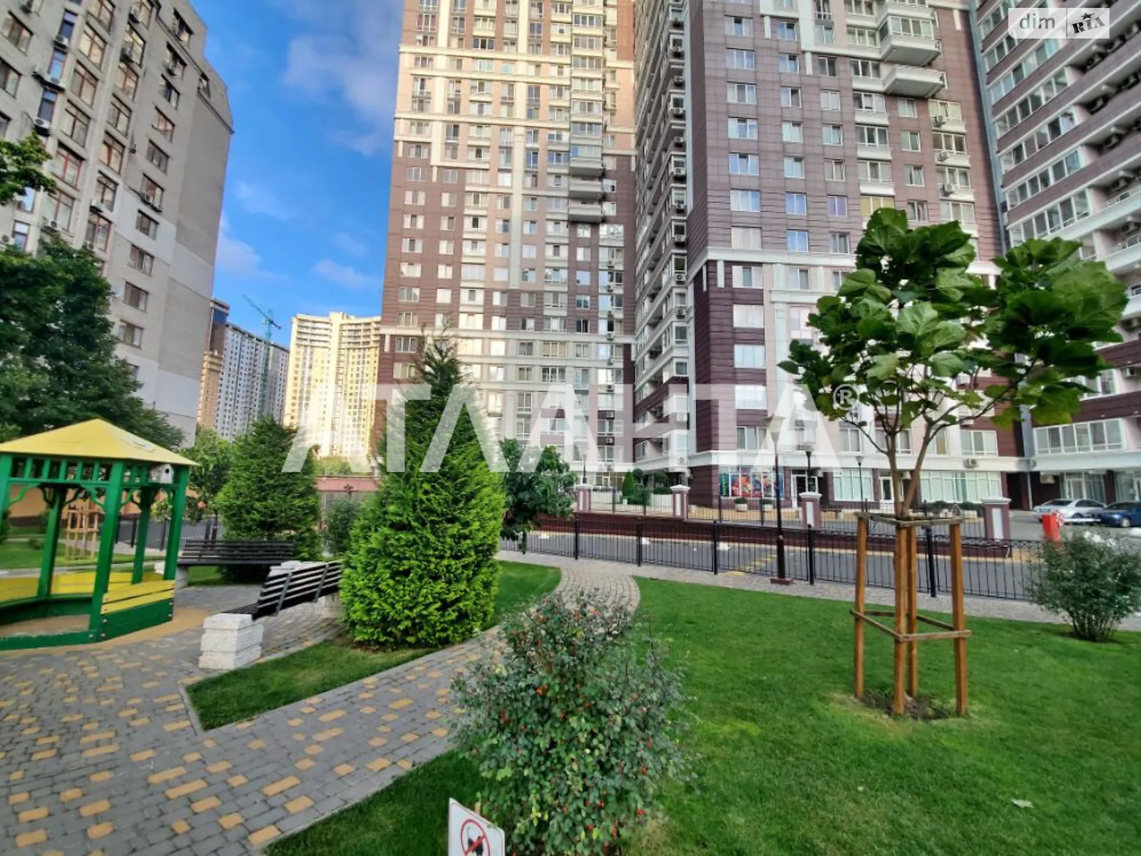 Продається 1-кімнатна квартира 48 кв. м у Одесі, вул. Генуезька, 24Д - фото 1