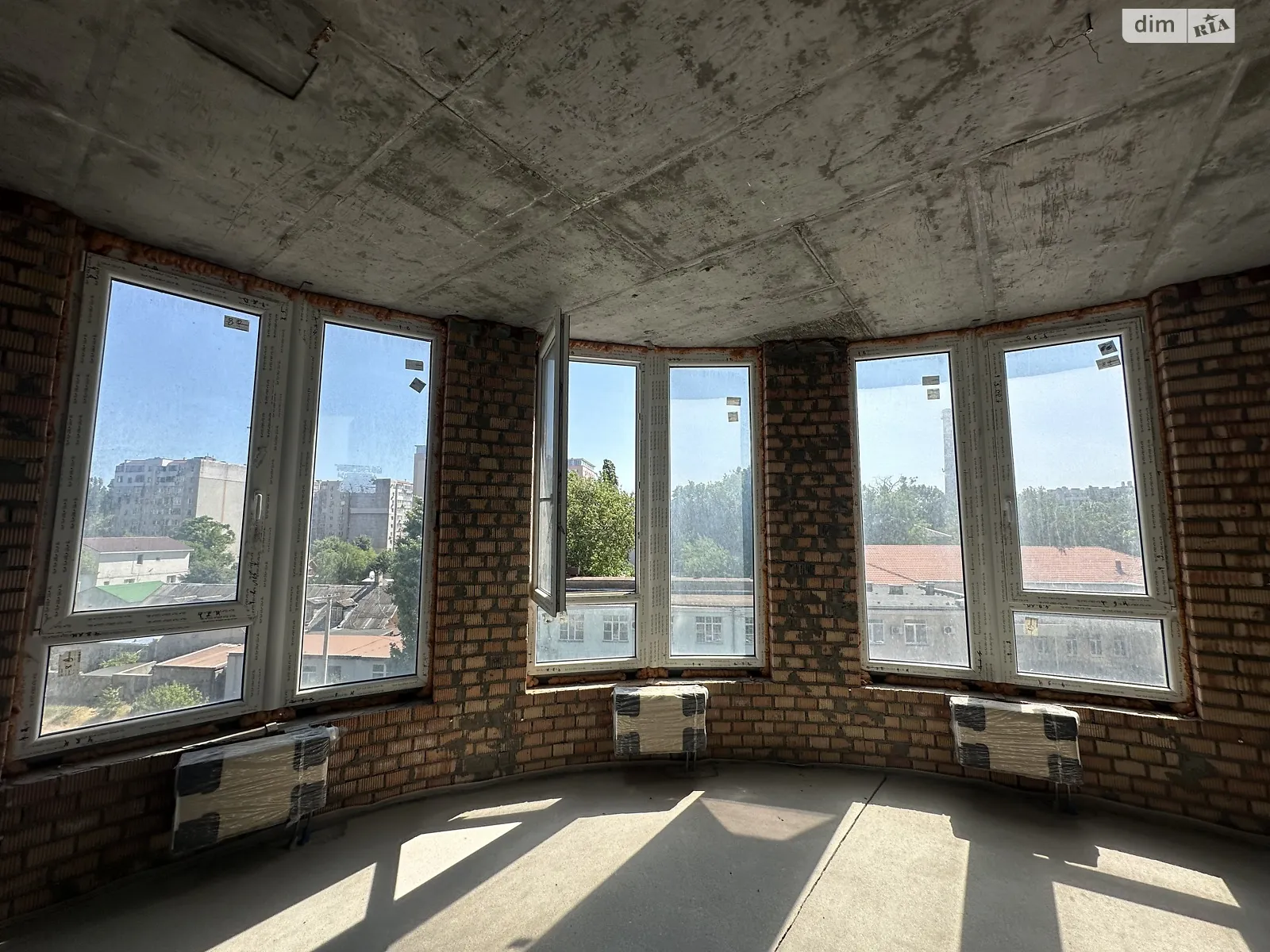 Продается 3-комнатная квартира 106 кв. м в Одессе, цена: 110000 $ - фото 1