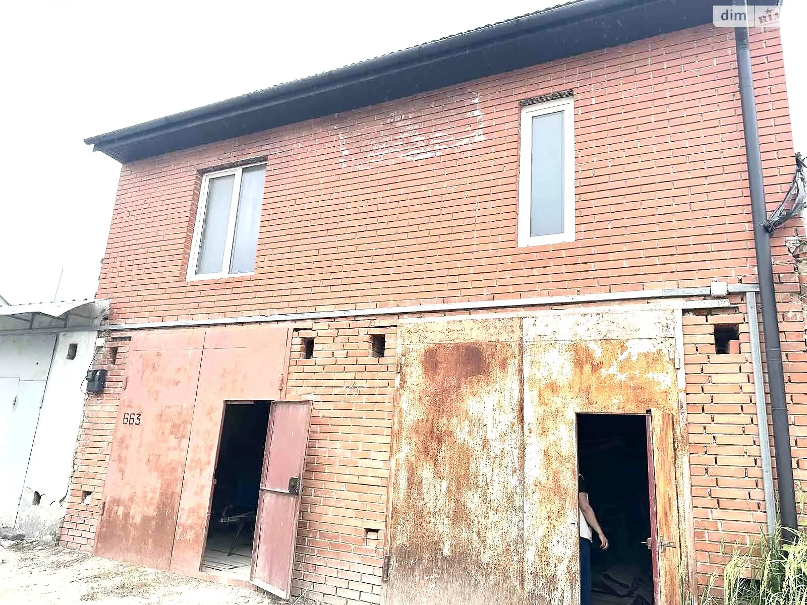 Продається окремий гараж під бус на 133.8 кв. м, цена: 18000 $ - фото 1