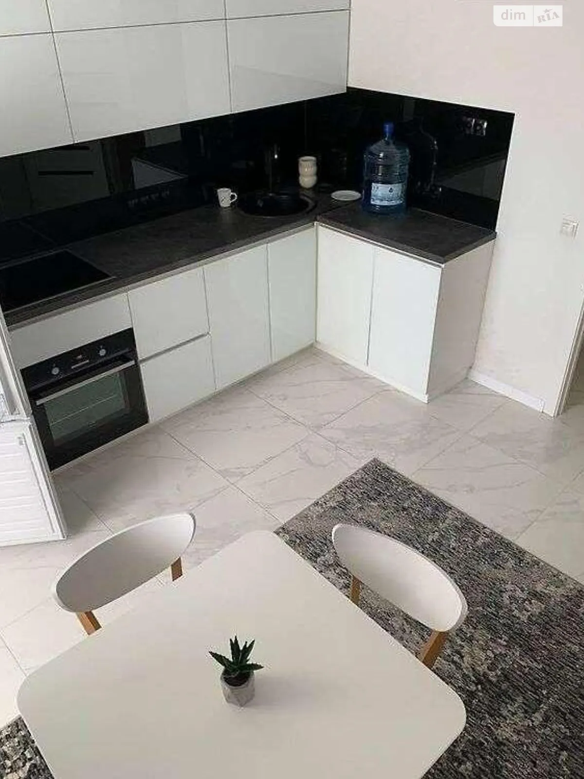 Продается 1-комнатная квартира 54 кв. м в Харькове, ул. Домостроительная - фото 1