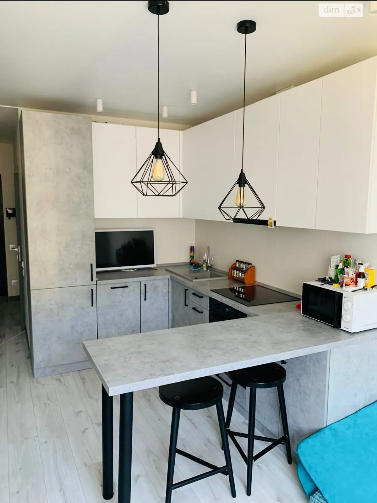 Продается 1-комнатная квартира 38.4 кв. м в Киеве, ул. Семьи Кристеров, 20 - фото 1