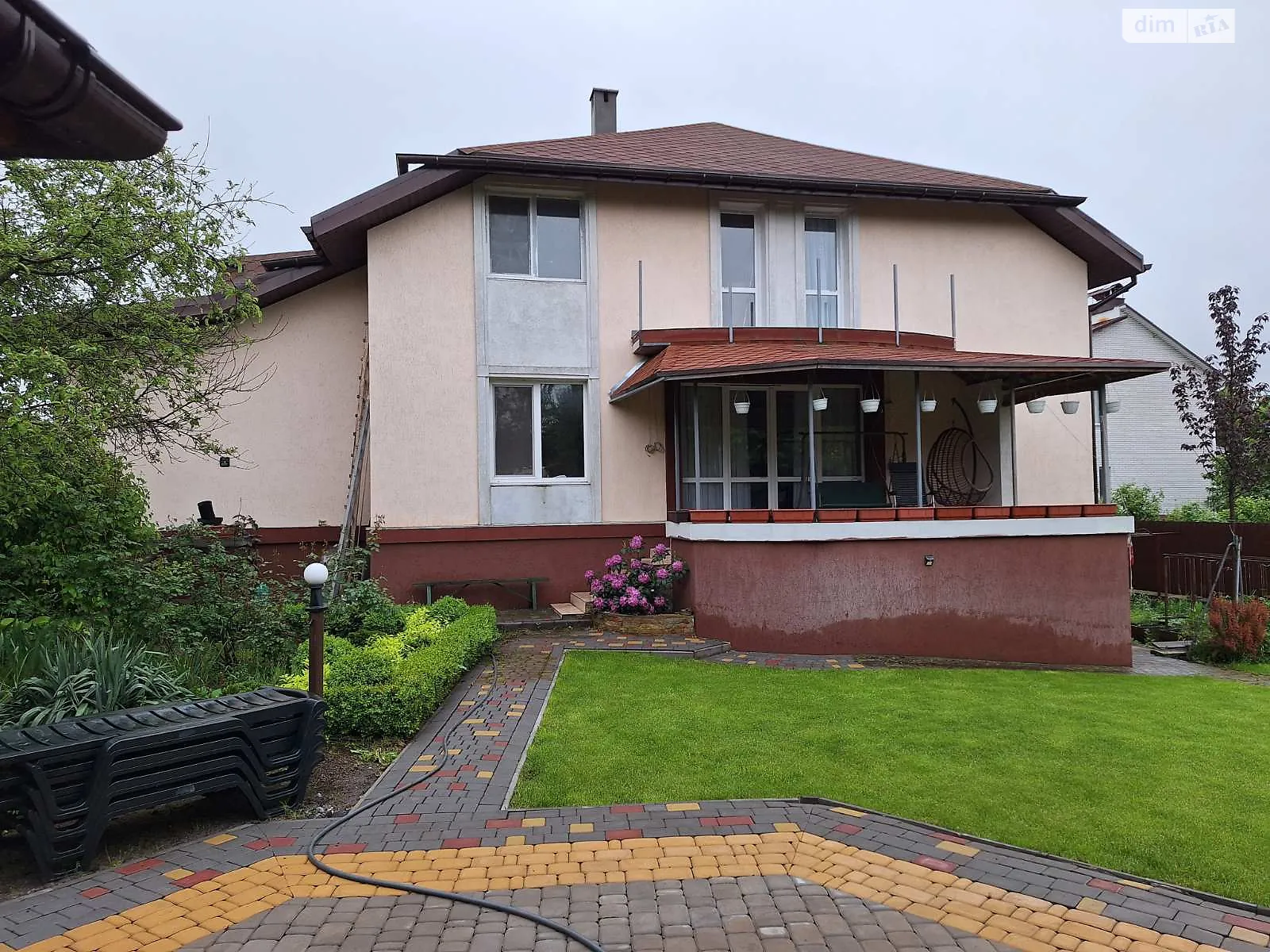 Продається будинок 2 поверховий 180 кв. м с басейном, цена: 219000 $ - фото 1