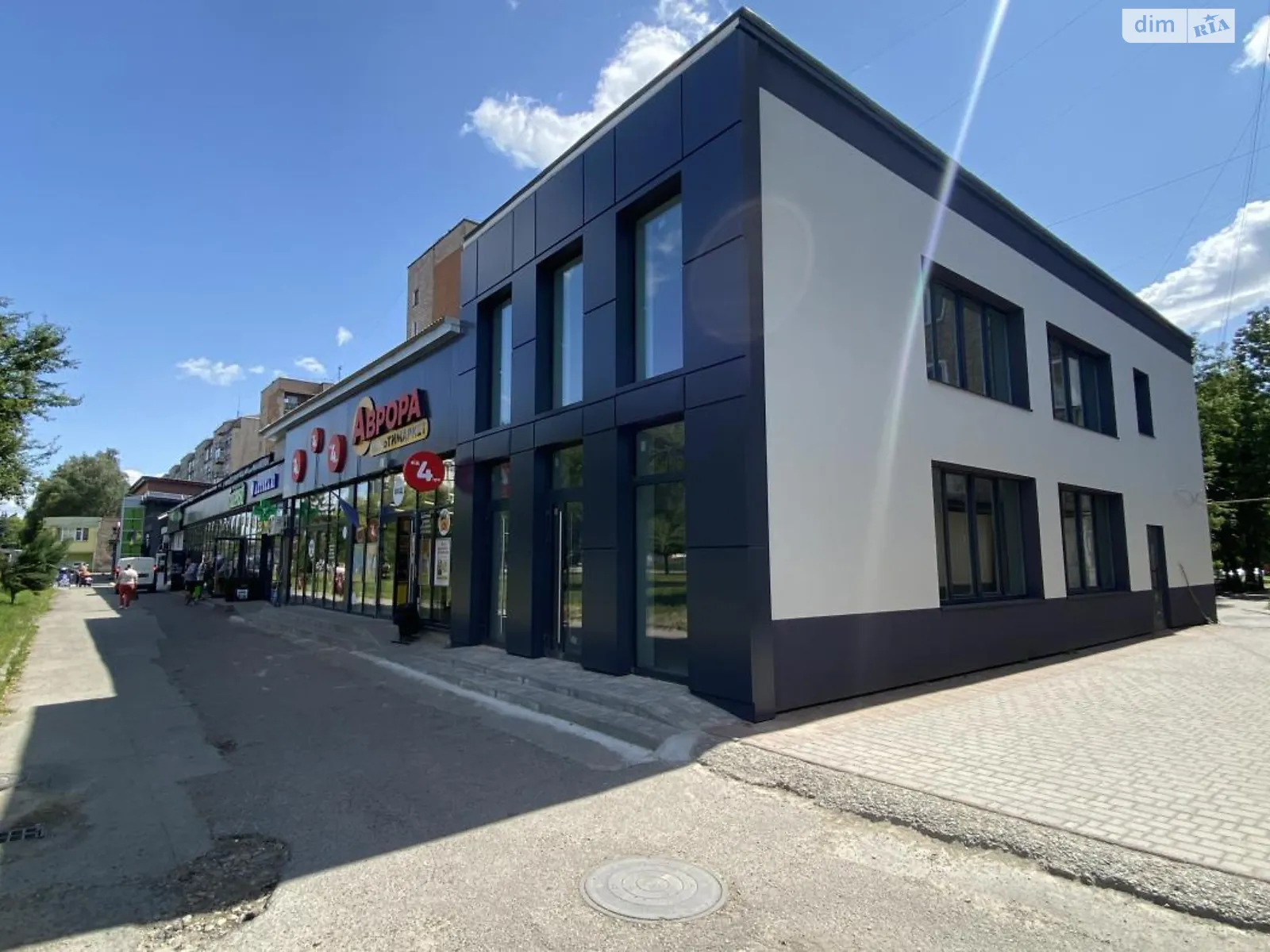 Сдается в аренду офис 95.2 кв. м в бизнес-центре, цена: 28560 грн - фото 1