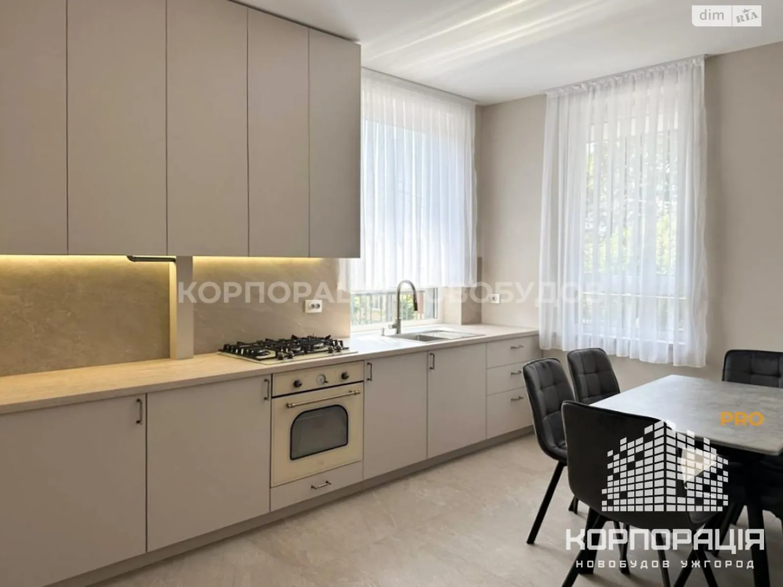 Сдается в аренду 2-комнатная квартира 68 кв. м в Ужгороде, ул. Иштвана Сечени - фото 1