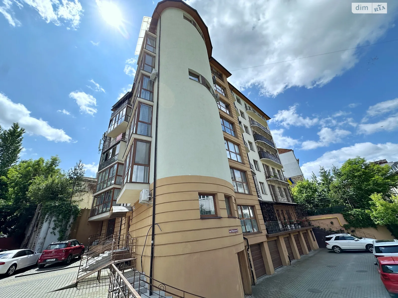 Продается 6-комнатная квартира 193 кв. м в Львове, ул. Коциловского, 13 - фото 1
