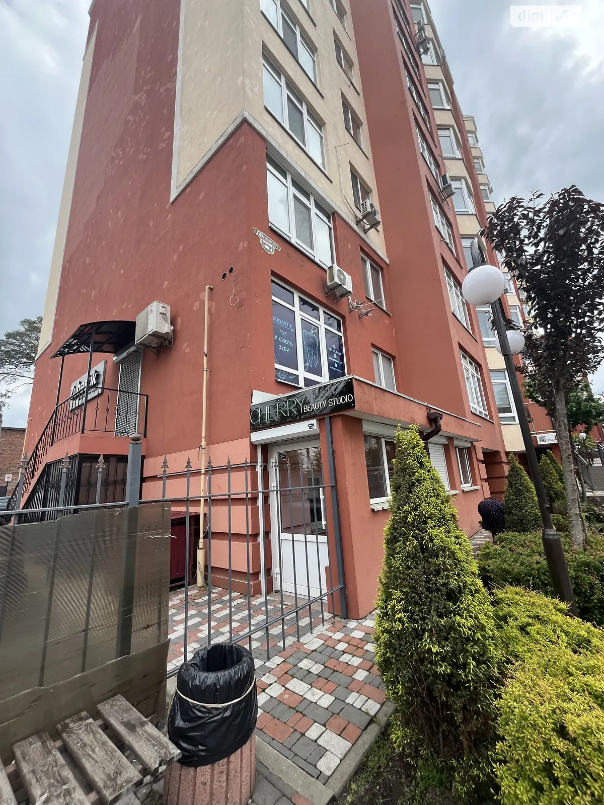 Продается помещения свободного назначения 57 кв. м в 10-этажном здании, цена: 45000 $ - фото 1