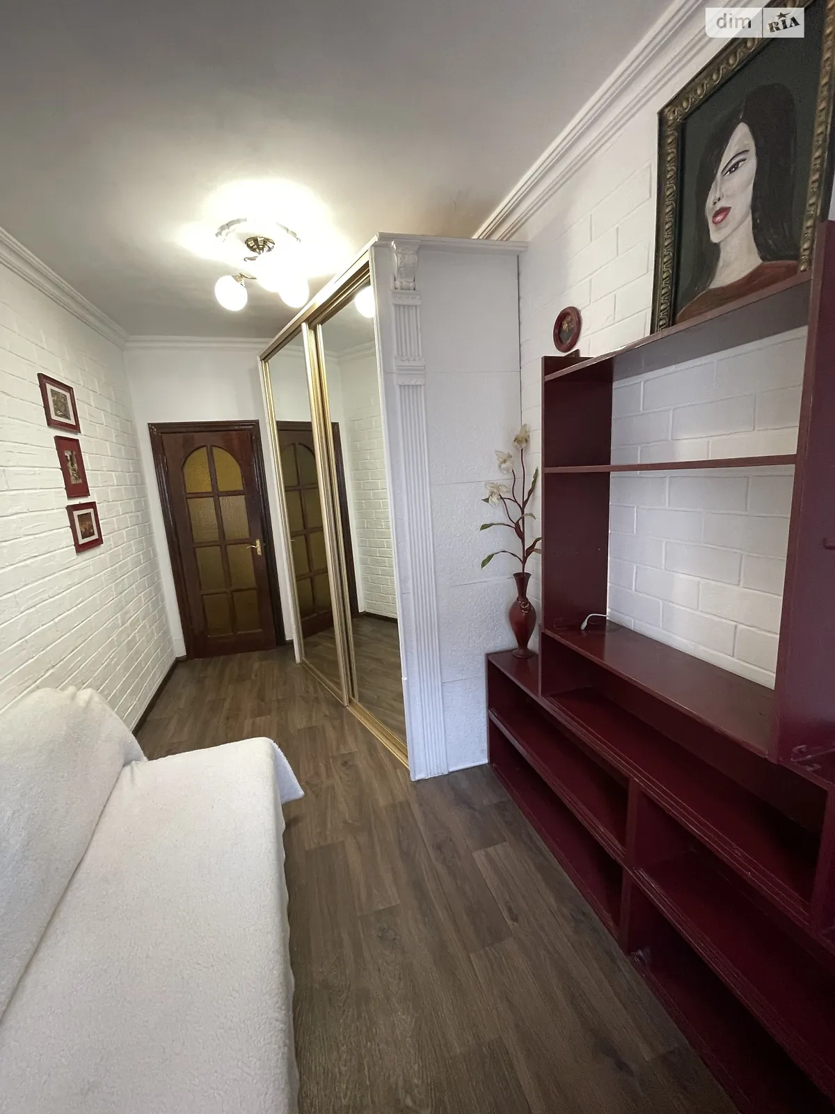 Продається 2-кімнатна квартира 43 кв. м у Рівному, вул. Гайдамацька - фото 1