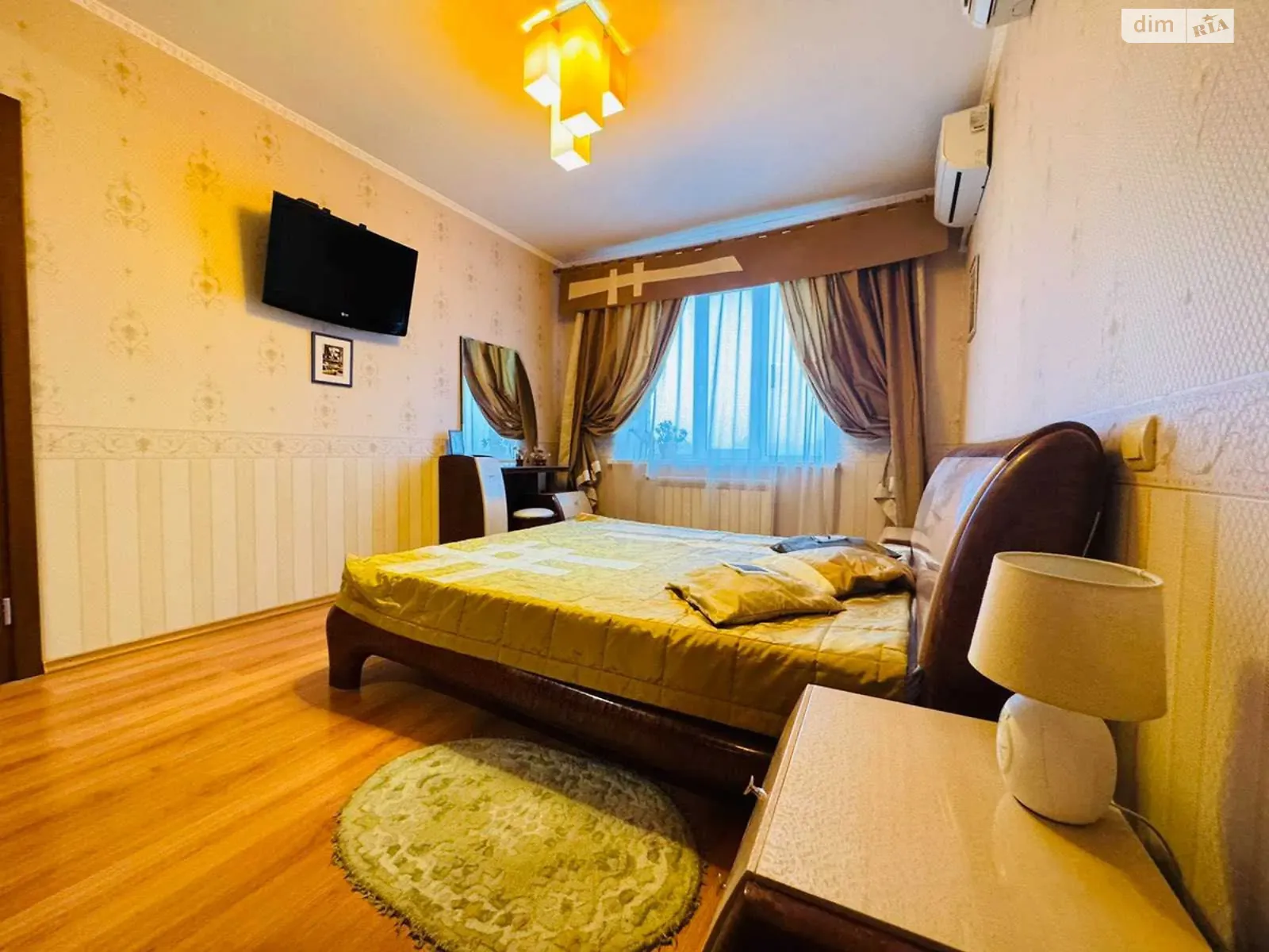 Продается 4-комнатная квартира 130 кв. м в, цена: 140000 $ - фото 1
