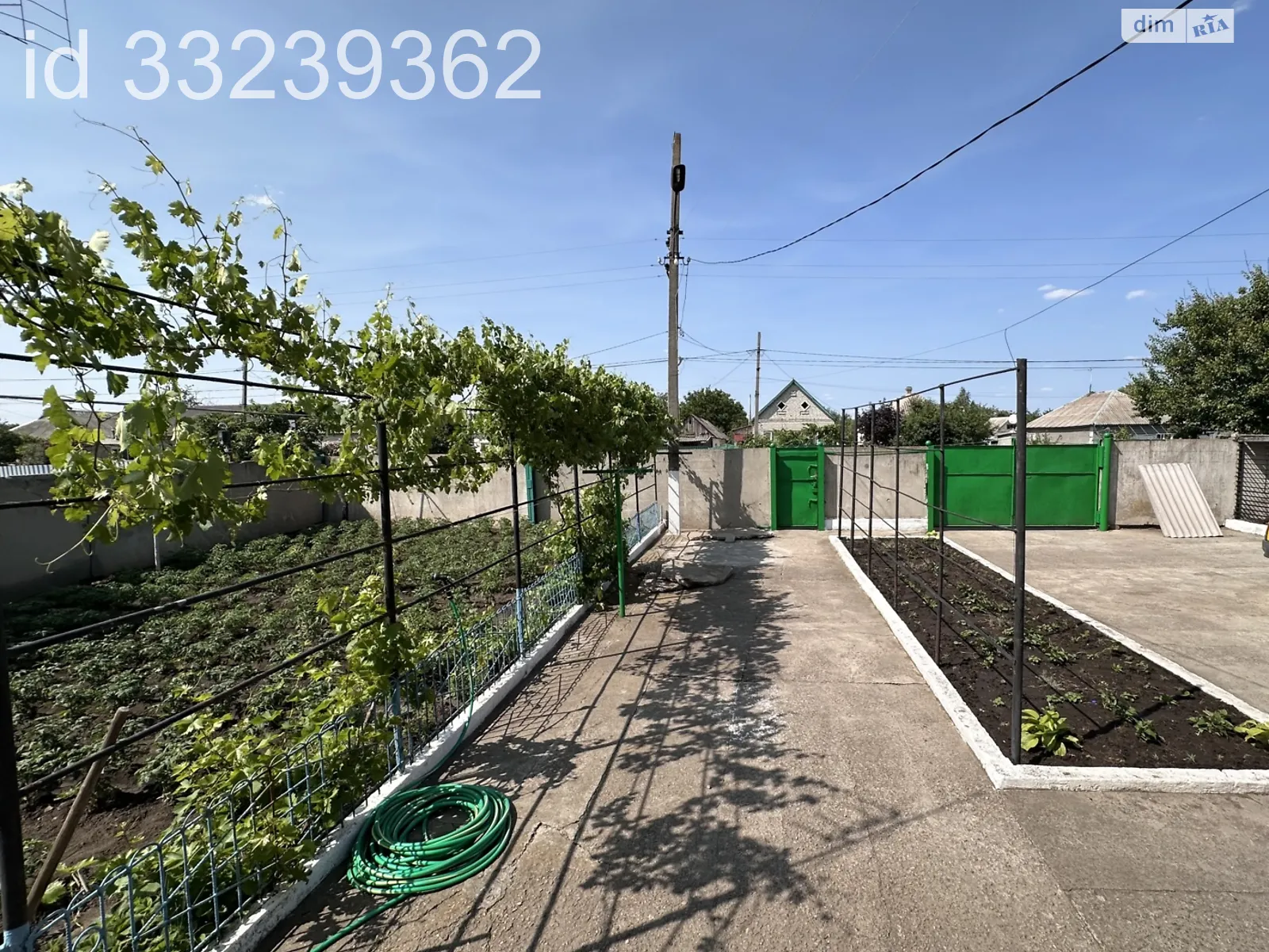 Продается дом на 2 этажа 205 кв. м с мансардой, цена: 49500 $ - фото 1