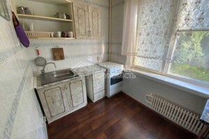 Сниму квартиру в Лозовой долгосрочно