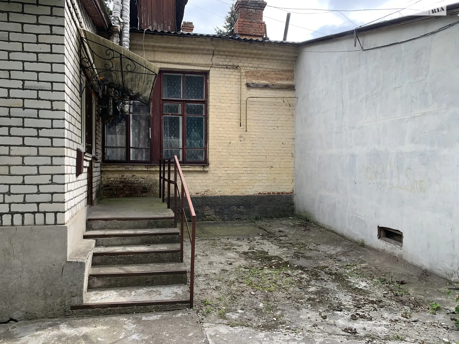 Продається частина будинку 70 кв. м з бесідкою, цена: 89999 $ - фото 1