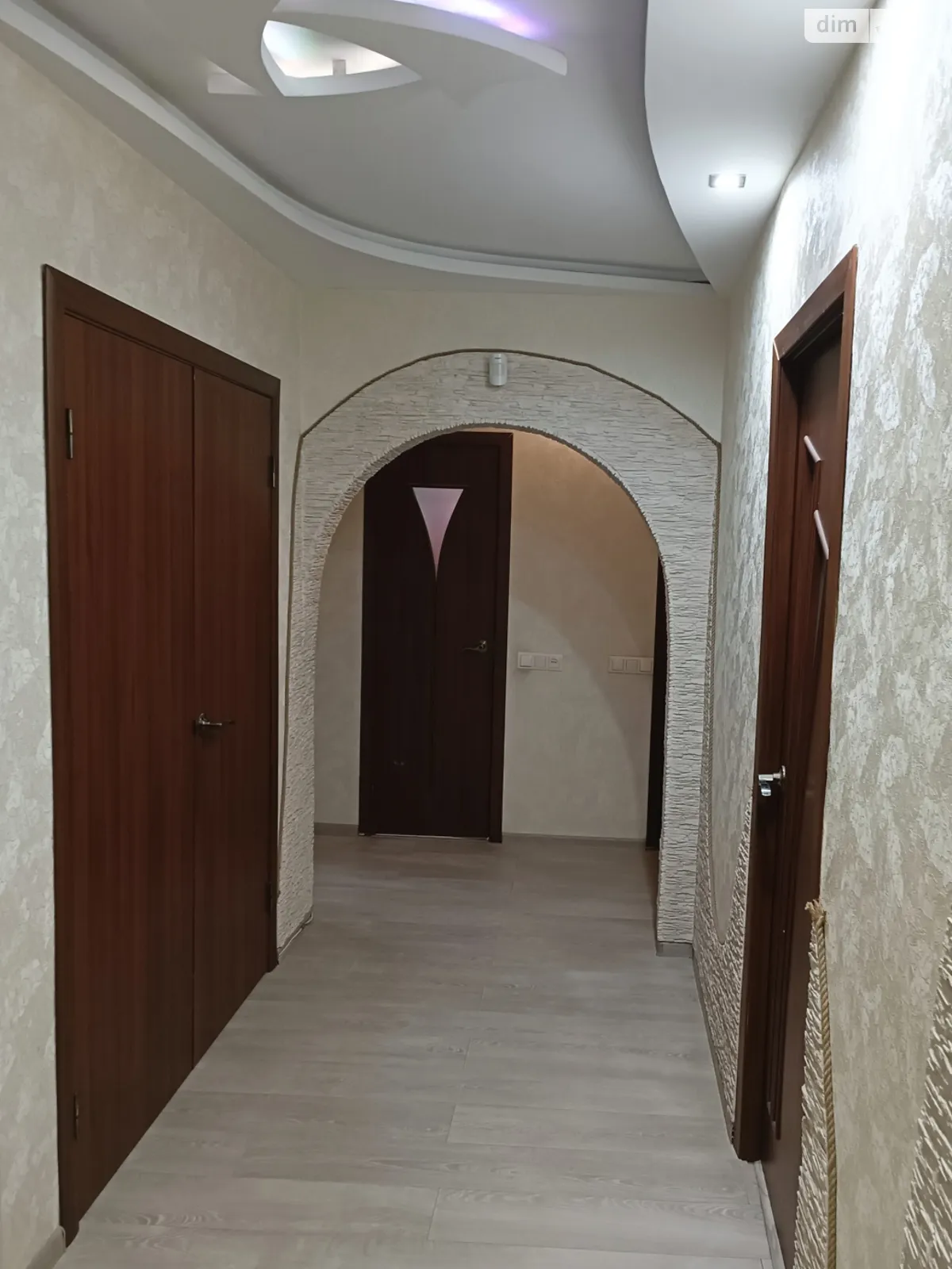 Продается 3-комнатная квартира 68 кв. м в Житомире, ул. Покровская(Щорса), 149 - фото 1