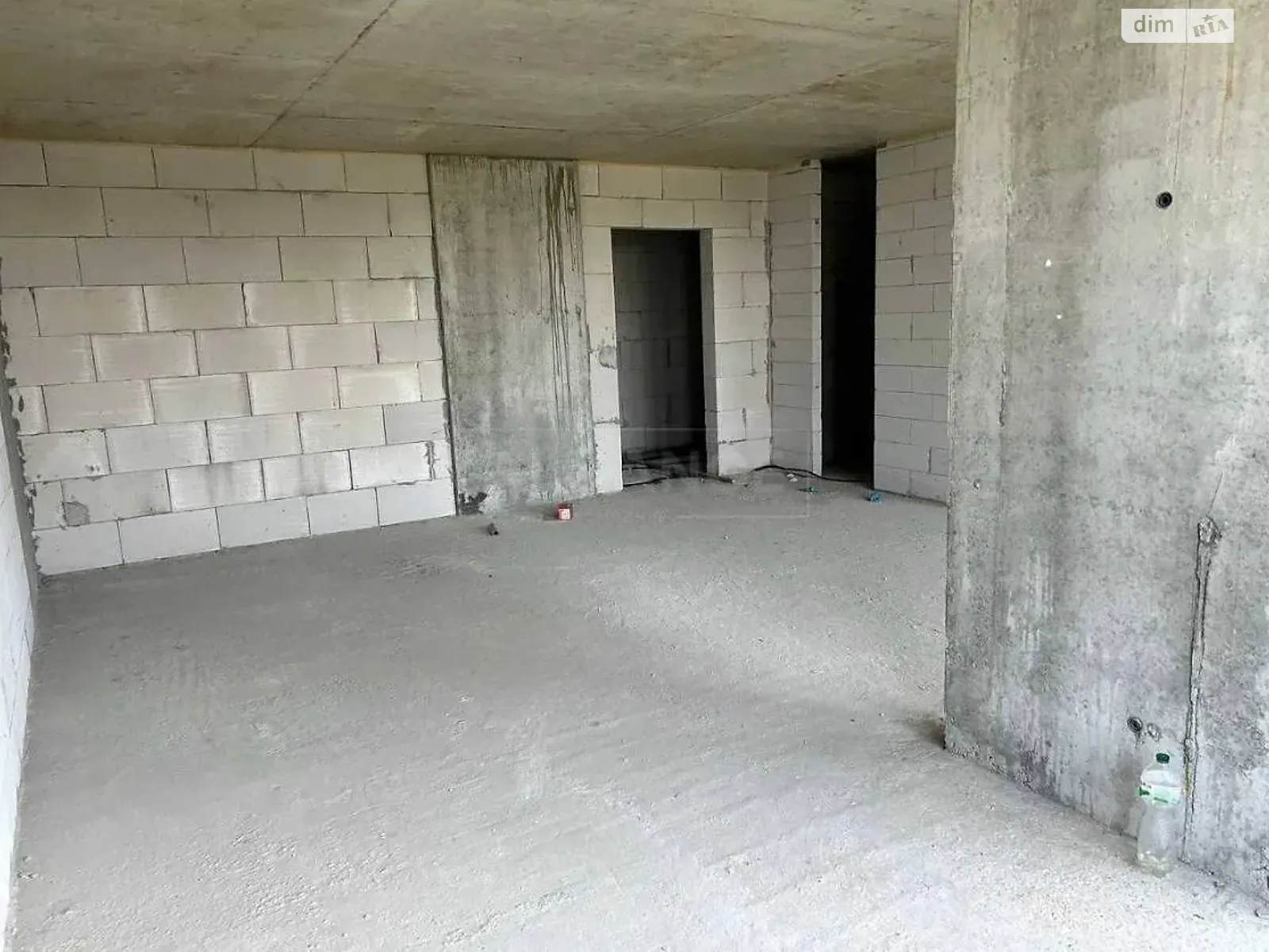 Продається 2-кімнатна квартира 63 кв. м у Івано-Франківську, вул. Левицького Романа, 4 - фото 1
