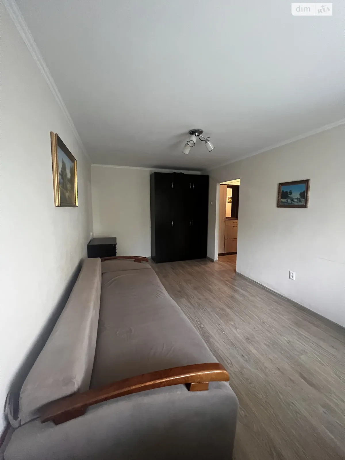 Продається 1-кімнатна квартира 30.7 кв. м у Рівному - фото 1