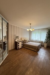 Продаж квартири, Одеса, р‑н. Хаджибейський, Євгена Танцюри (Генерала Петрова) вулиця, буд. 44