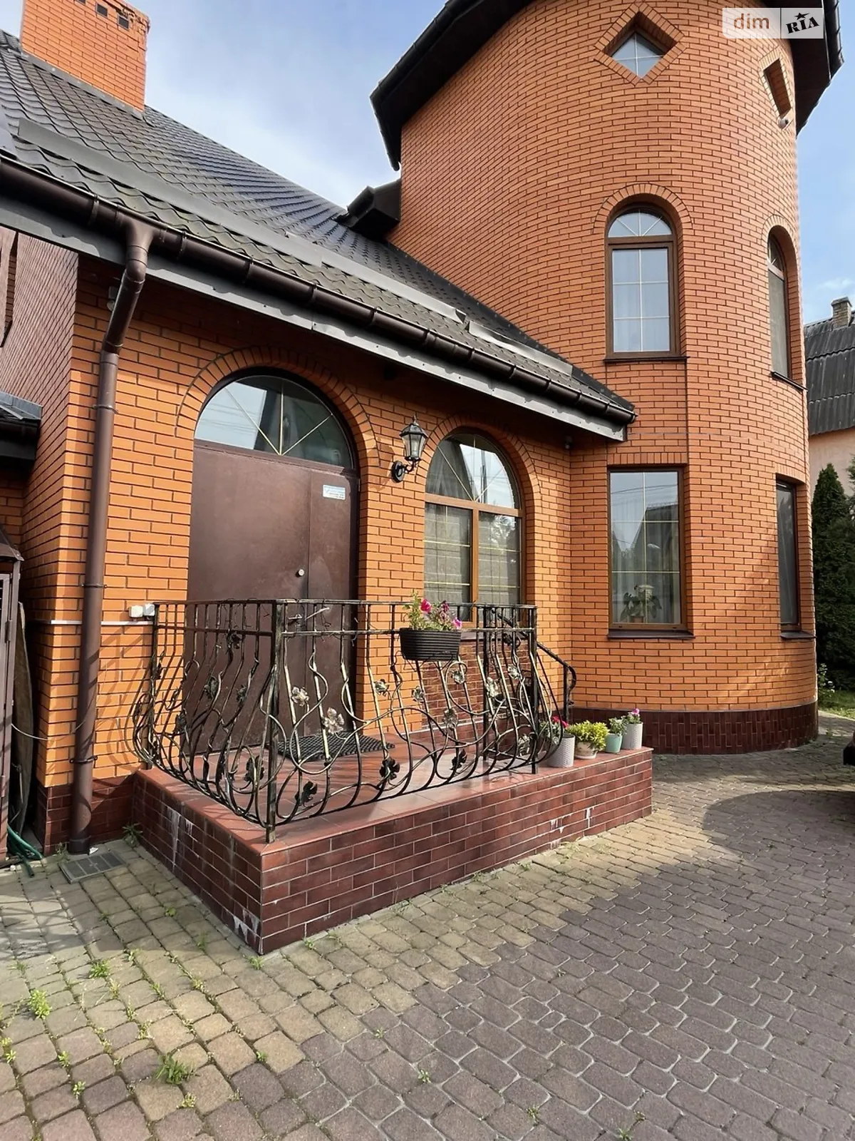 Продається будинок 3 поверховий 299 кв. м з верандою, цена: 397000 $ - фото 1