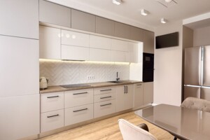 Продаж квартири, Одеса, р‑н. Приморський, Канатна вулиця, буд. 122Б