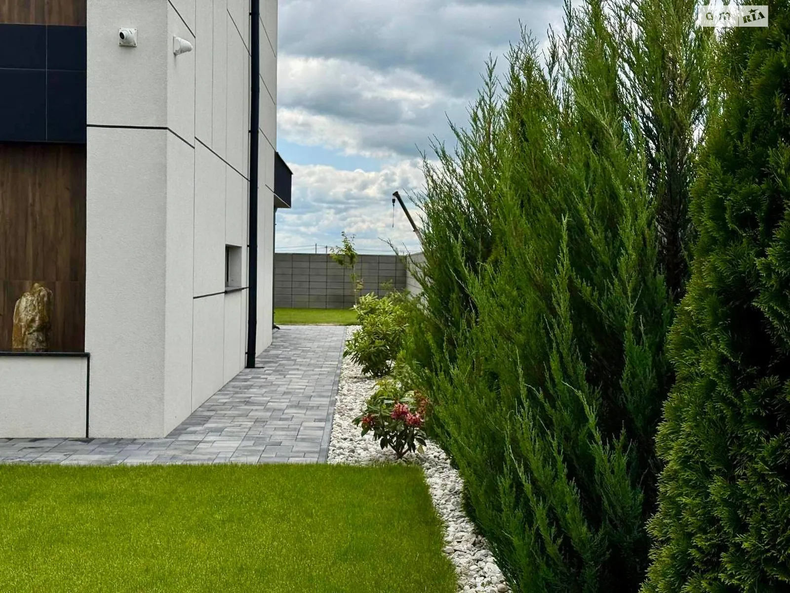 Продається будинок 2 поверховий 192 кв. м з подвалом, цена: 480000 $ - фото 1