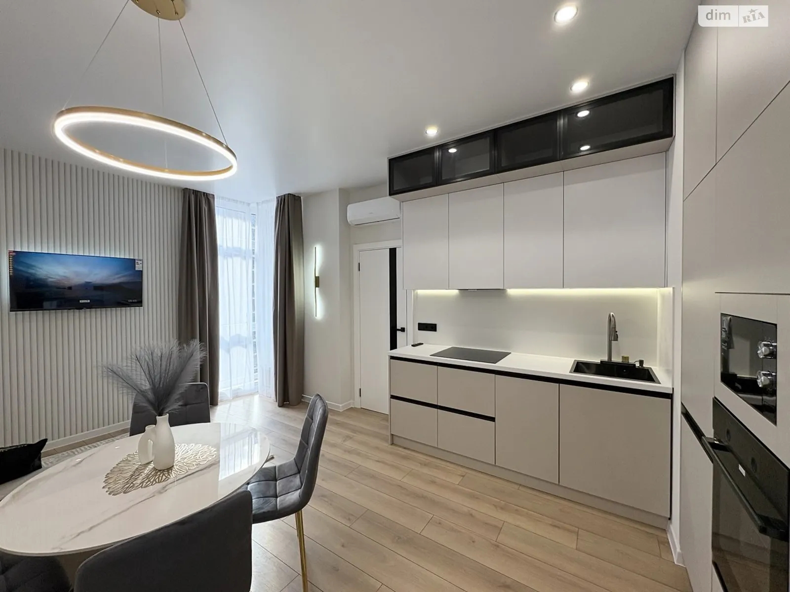 Продается 1-комнатная квартира 42 кв. м в Одессе, цена: 73000 $ - фото 1