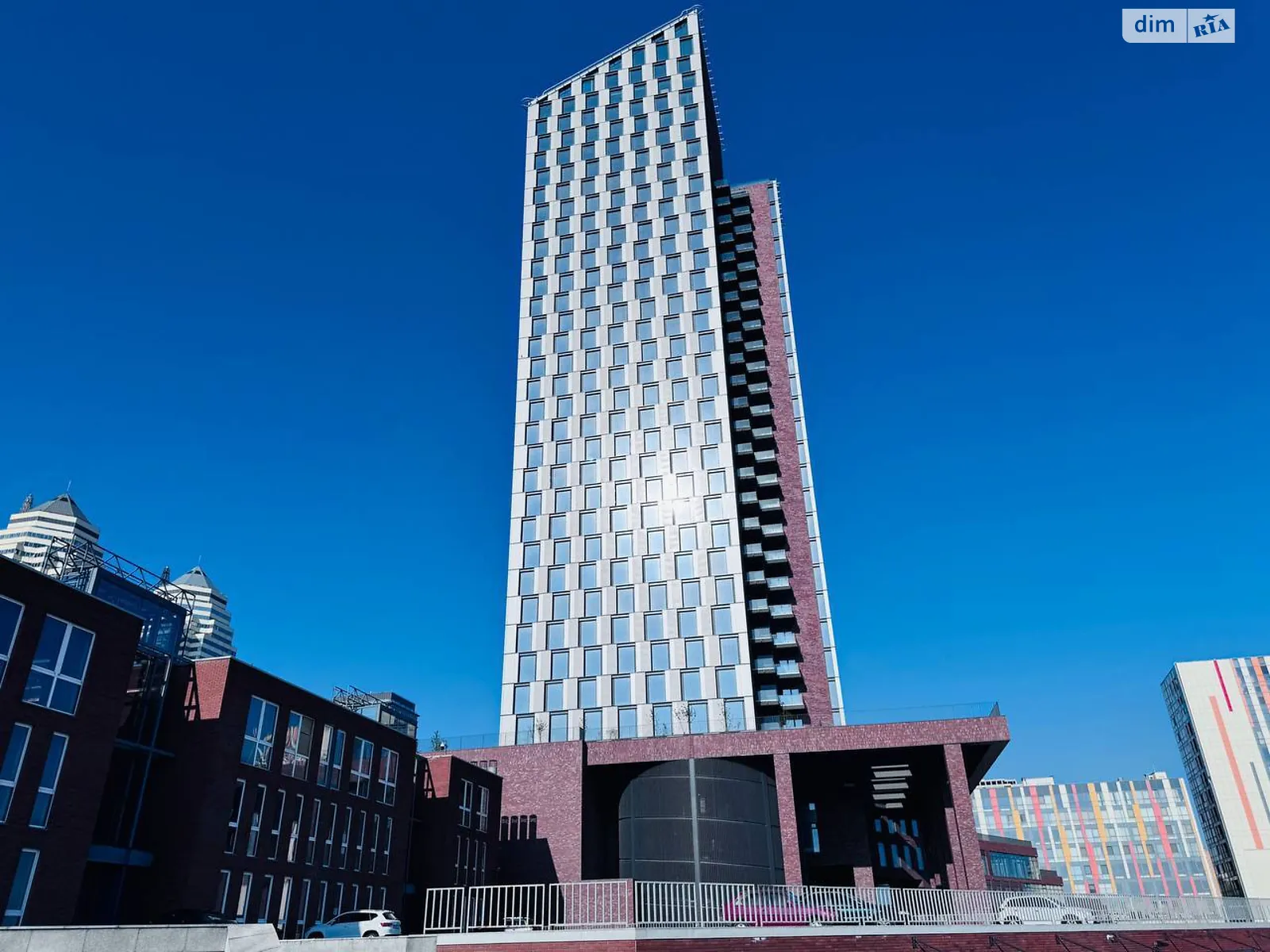 Сдается в аренду 2-комнатная квартира 46 кв. м в Днепре, ул. Сичеславская Набережная, 39 - фото 1