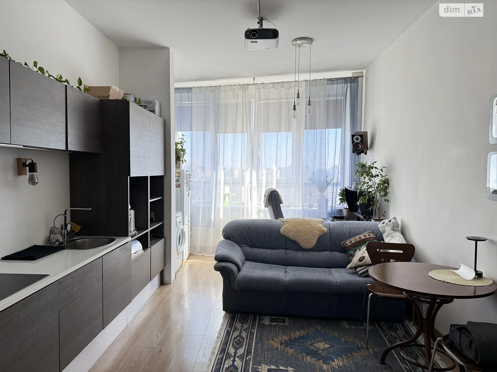 Продається 1-кімнатна квартира 54 кв. м у Одесі, вул. Армійська, 11/2 - фото 1