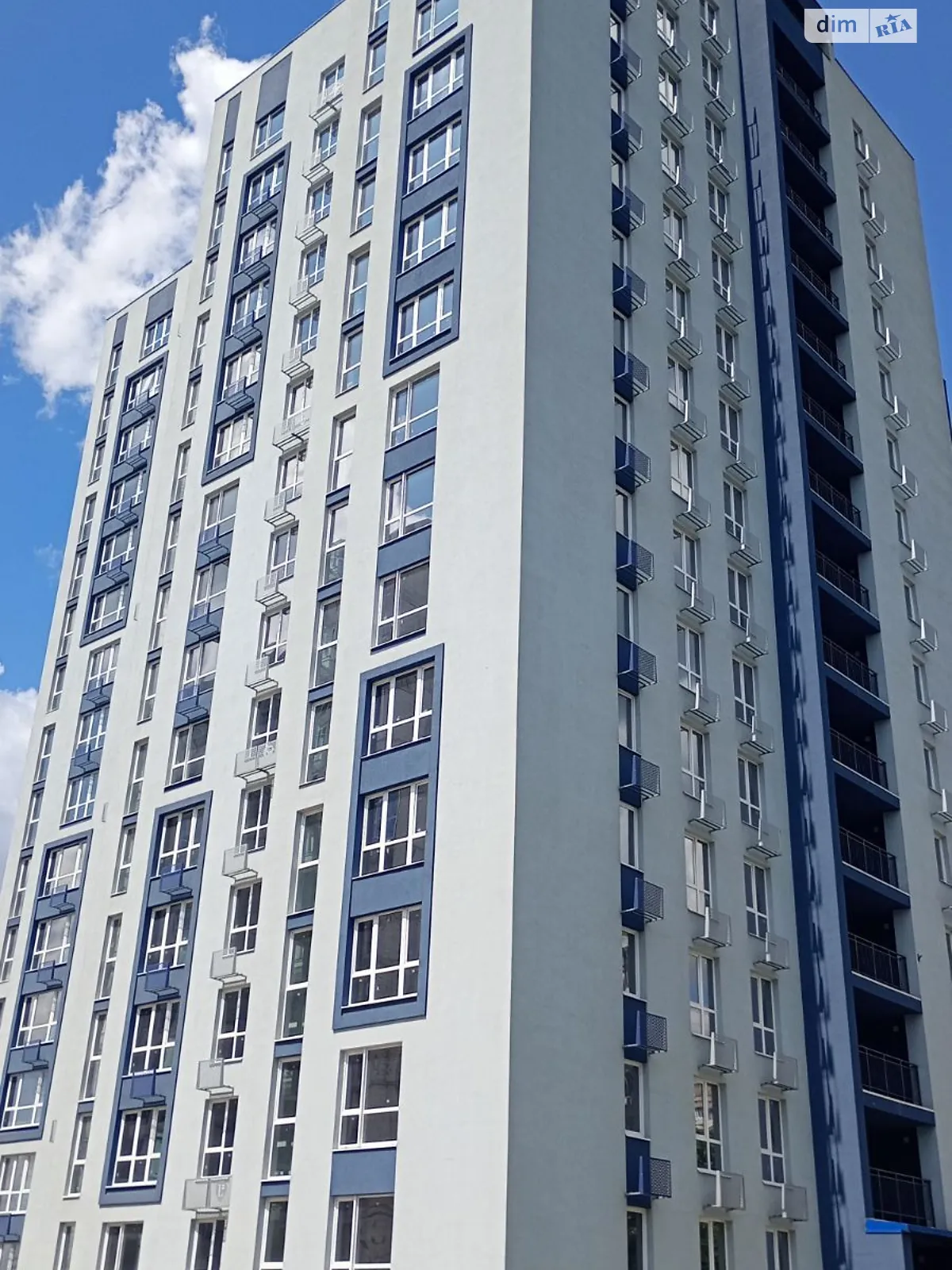 3-кімнатна квартира 98 кв. м у Запоріжжі, вул. Тбіліська - фото 1