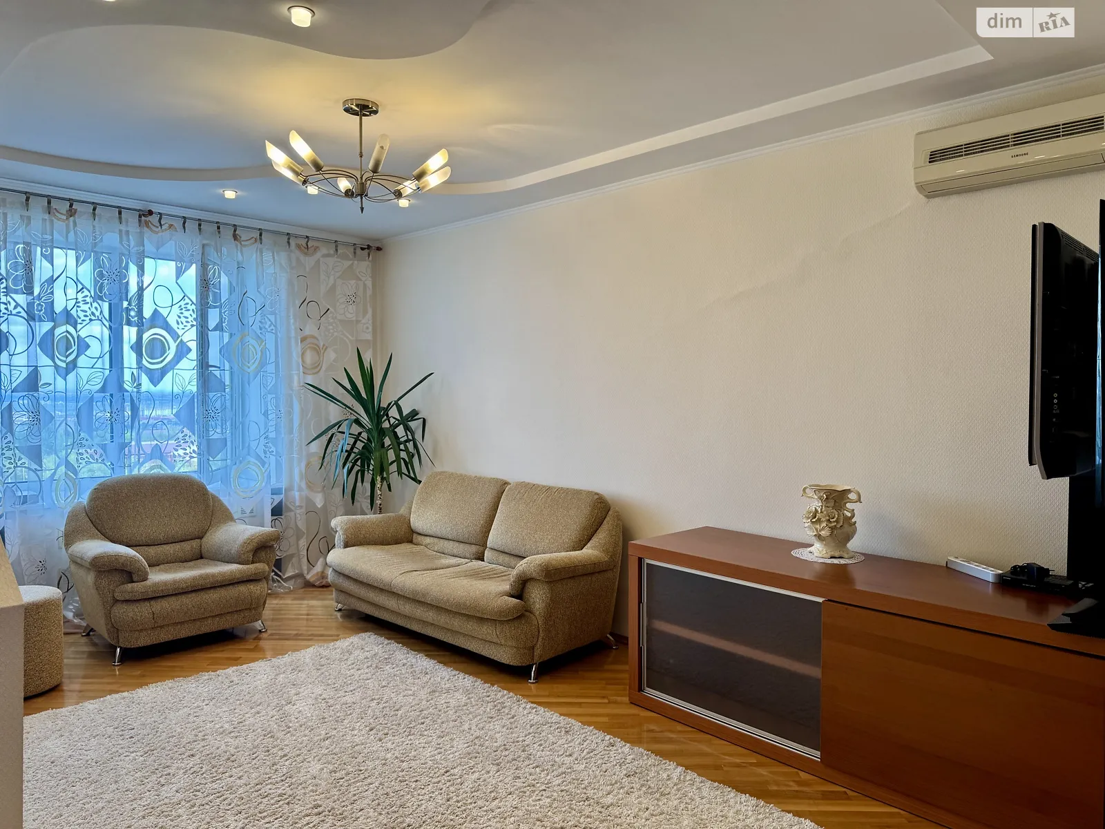 Здається в оренду 2-кімнатна квартира 66 кв. м у Дніпрі, вул. Робоча, 146 - фото 1