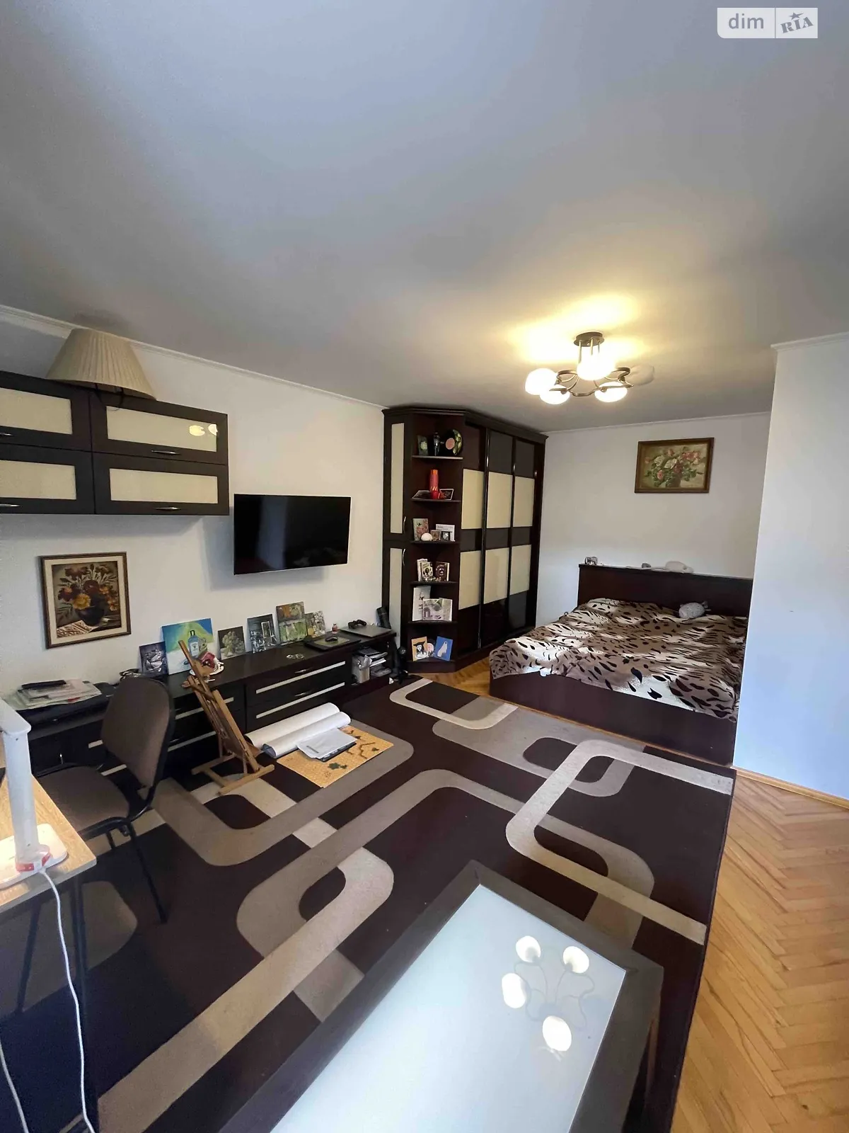 Продается 1-комнатная квартира 41 кв. м в Львове, ул. Кастеловка - фото 1