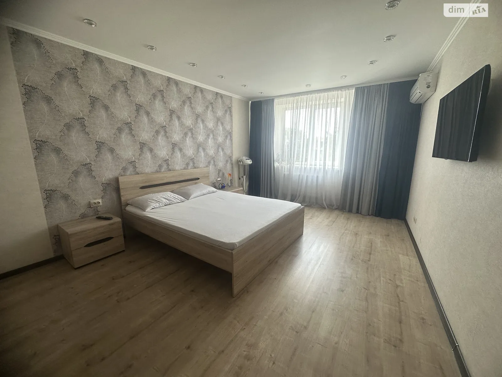 Здається в оренду 2-кімнатна квартира 80 кв. м у Петропавлівській Борщагівці, вул. Соборна(Леніна), 10Д - фото 1