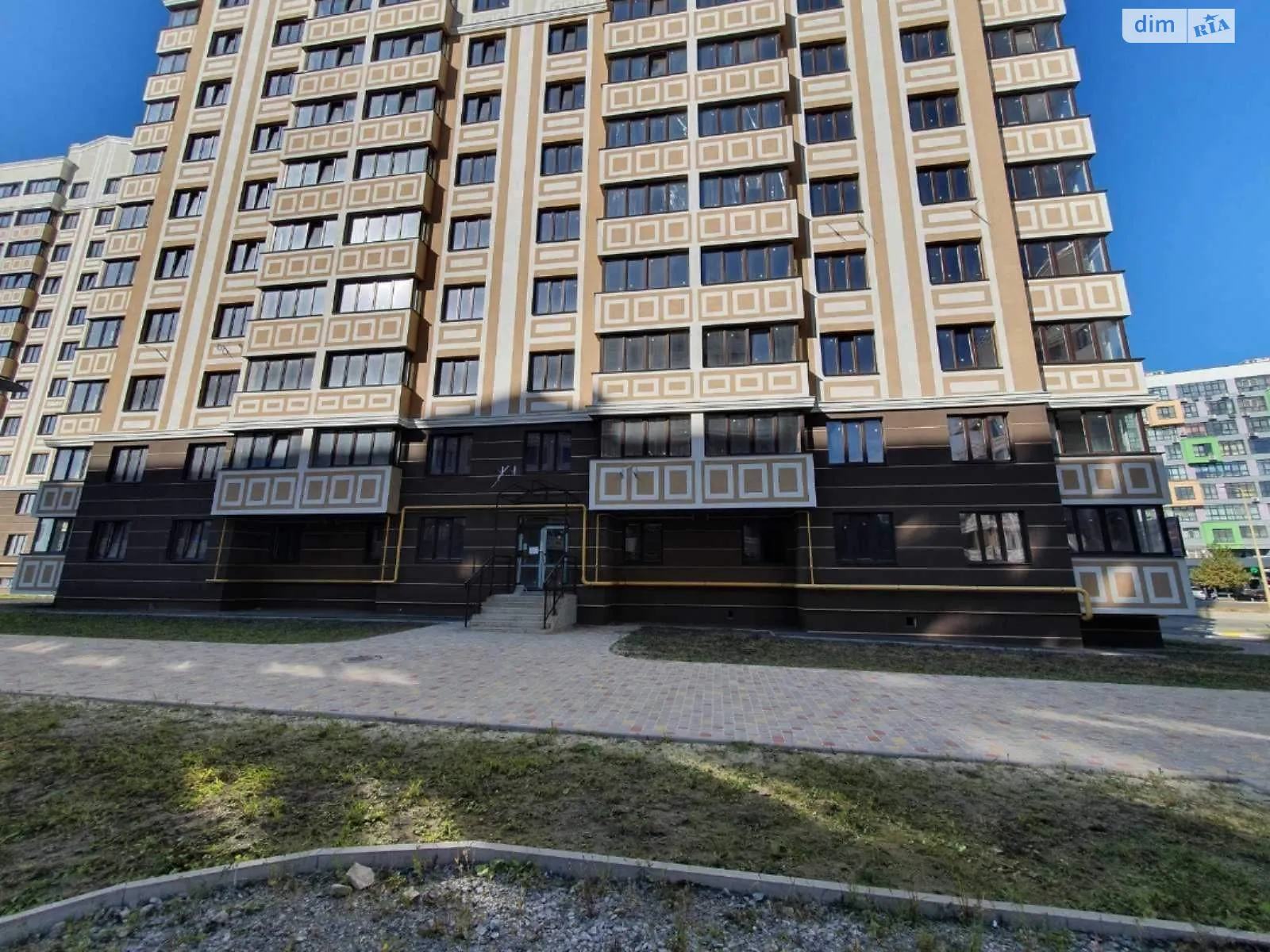 Продається 2-кімнатна квартира 70.3 кв. м у Крюківщині, вул. Відродження, 3 - фото 1