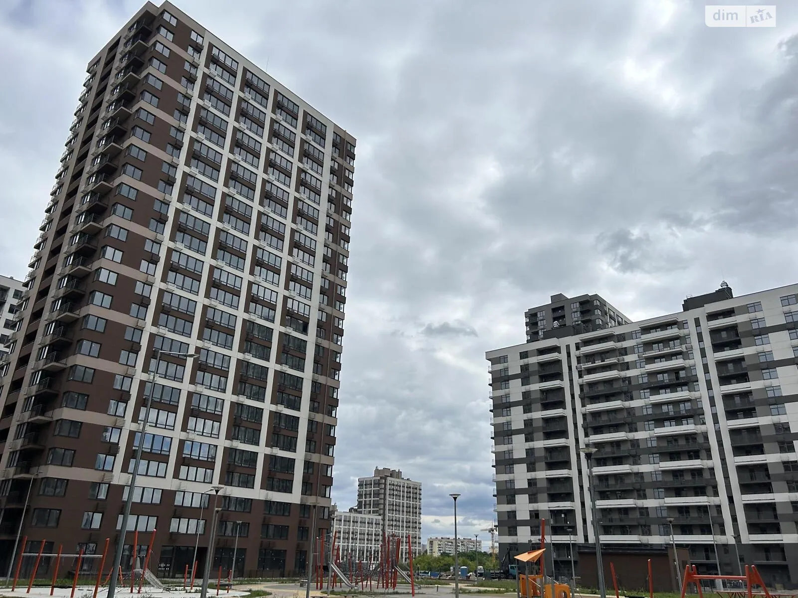 Продається 1-кімнатна квартира 47 кв. м у Києві, вул. Олександра Олеся, 9А - фото 1
