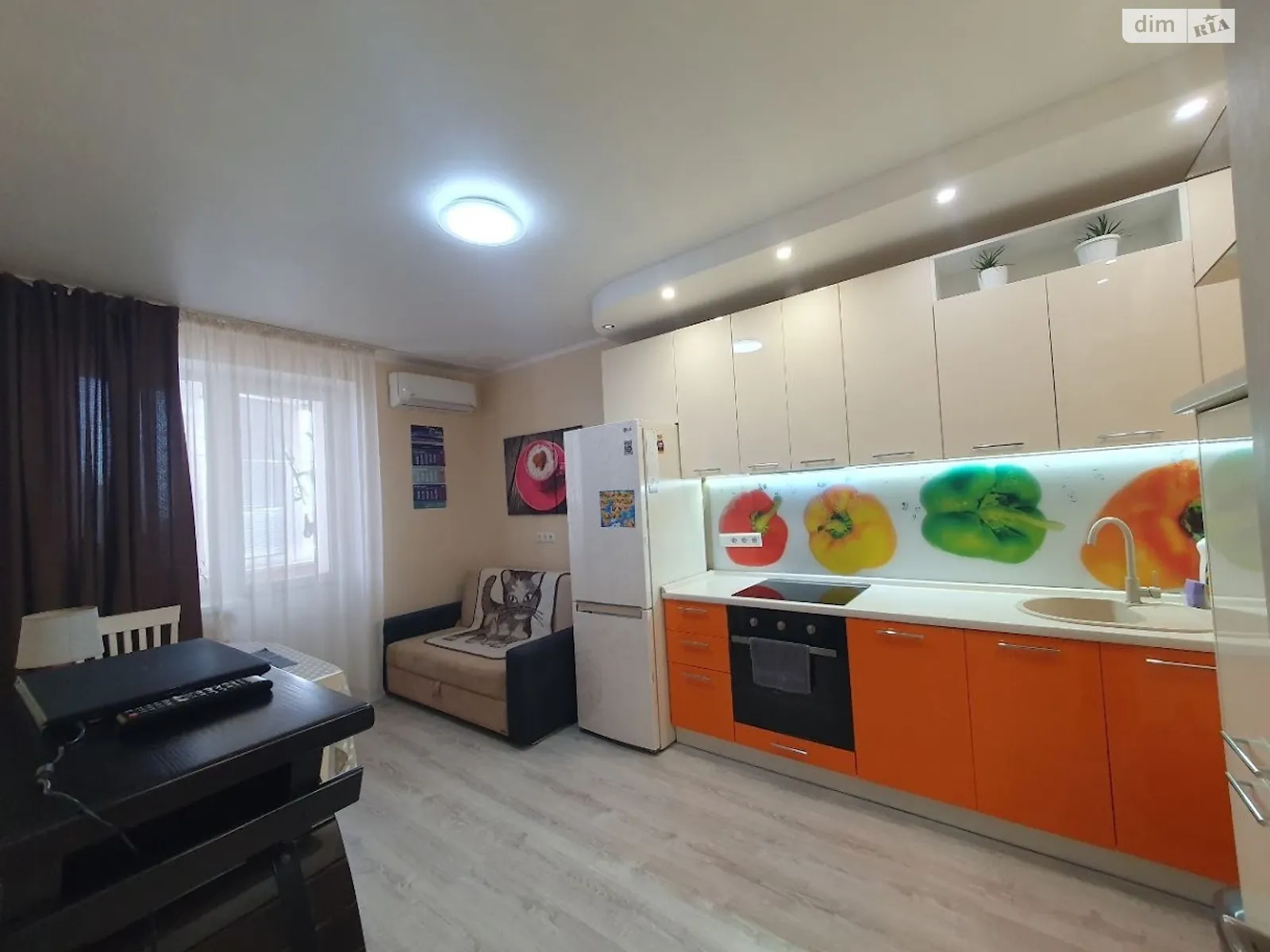 Продается 1-комнатная квартира 47.2 кв. м в Броварах, ул. Киевская, 265 - фото 1