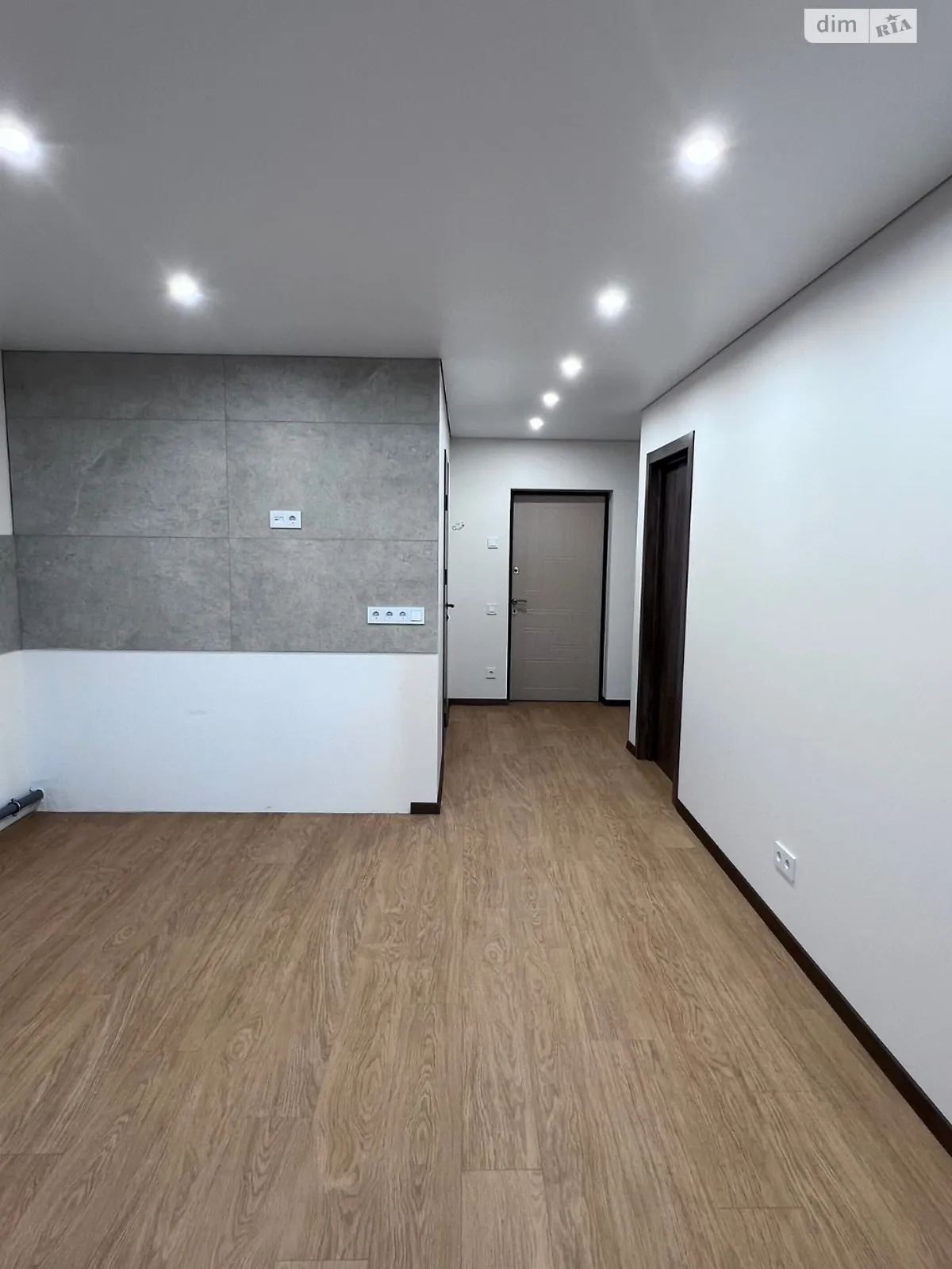 Продается 1-комнатная квартира 44 кв. м в Житомире, ул. Домбровского, 3Б корпус 3 - фото 1