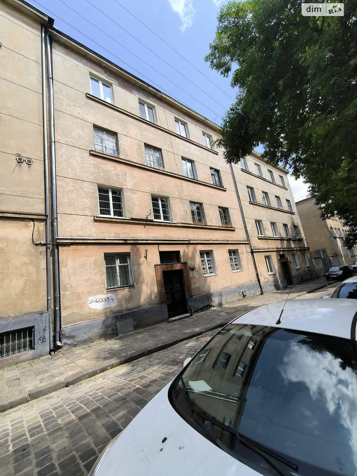 Продается 2-комнатная квартира 56 кв. м в Львове, ул. Хотинская - фото 1