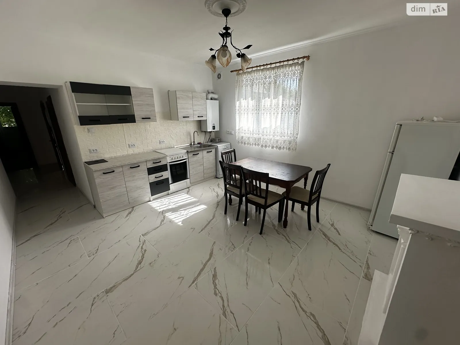 Сдается в аренду дом на 2 этажа 150 кв. м с баней/сауной, цена: 550 $ - фото 1