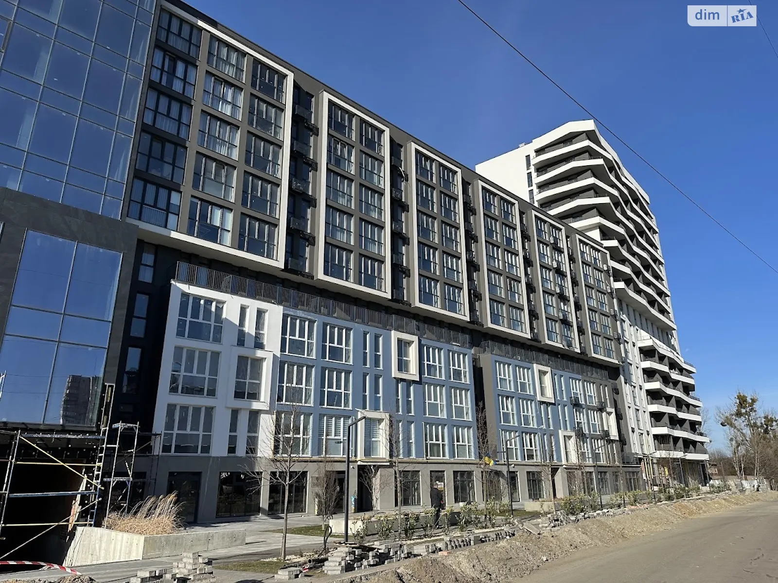 Продается 1-комнатная квартира 47 кв. м в Львове, ул. Вашингтона Джорджа, 3 - фото 1