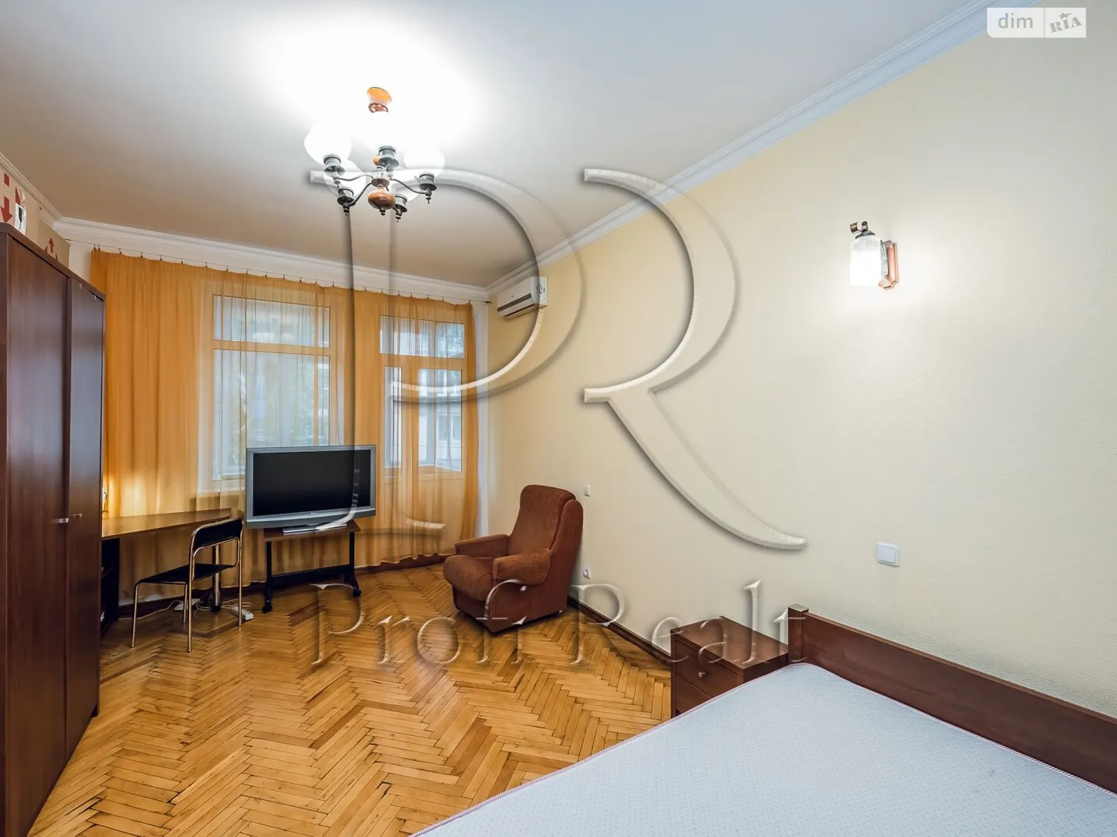 Продається 1-кімнатна квартира 38 кв. м у Києві, вул. Преображенська, 12А - фото 1