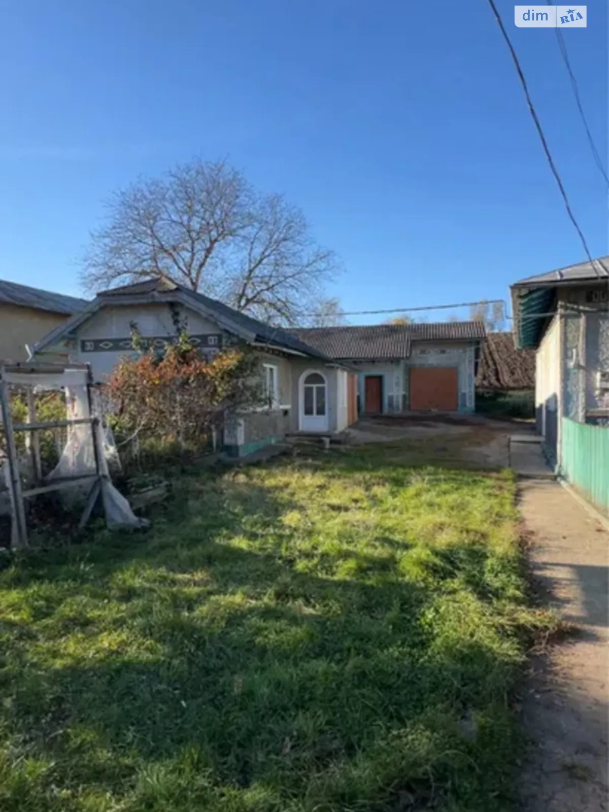 Продається одноповерховий будинок 89 кв. м з гаражем, цена: 12000 $ - фото 1