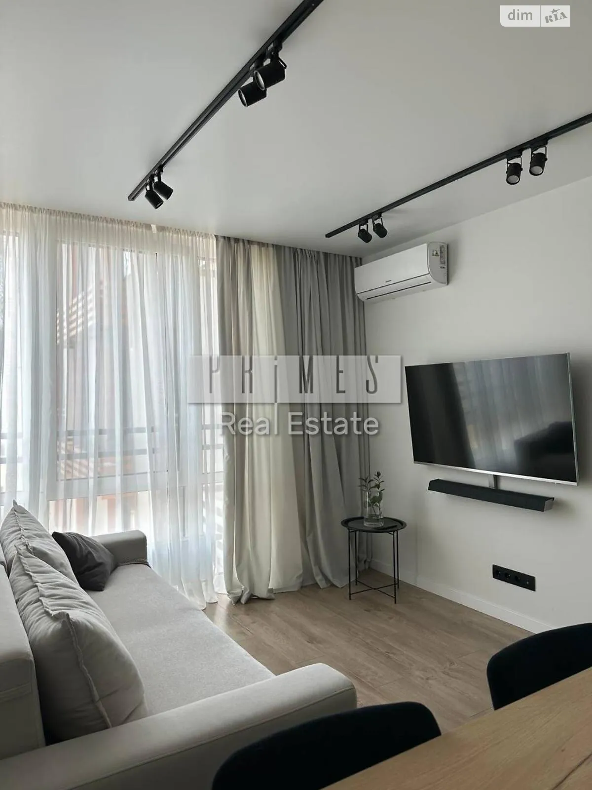 Продається 2-кімнатна квартира 40 кв. м у Києві, наб. Дніпровська, 18А - фото 1