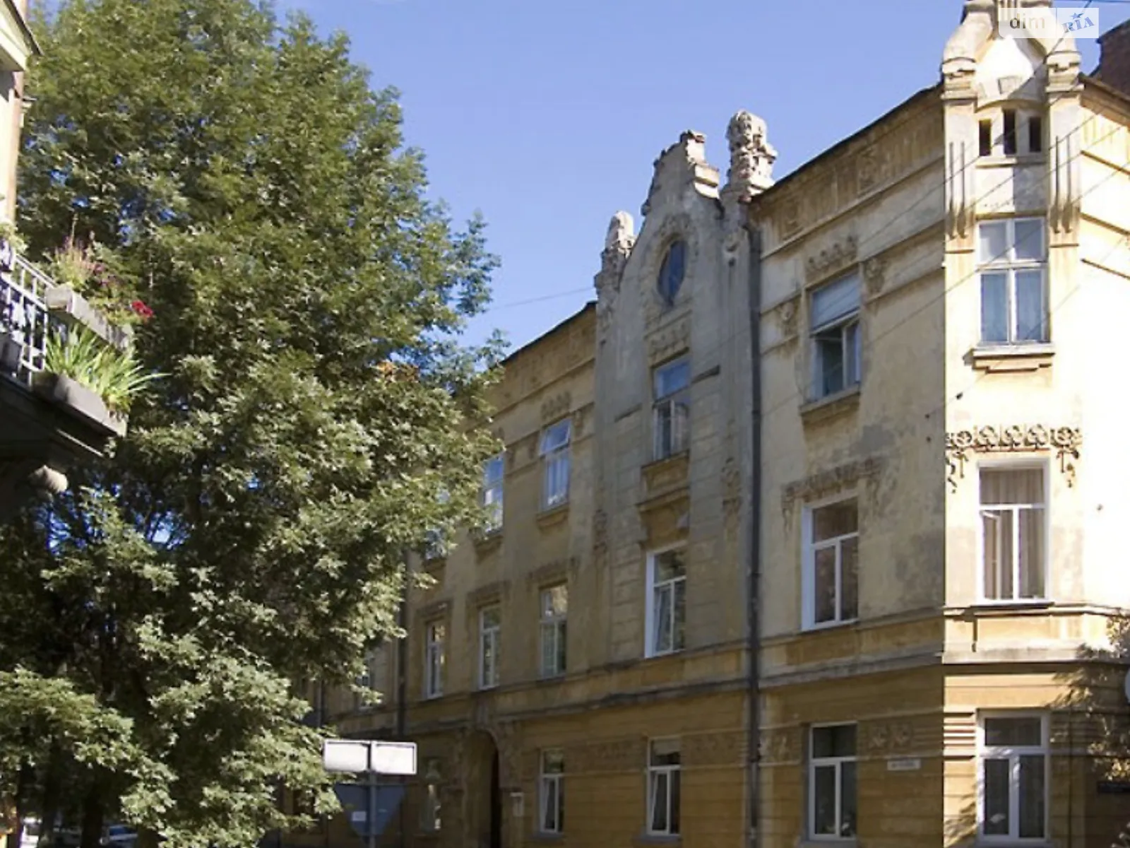 Продается 1-комнатная квартира 37 кв. м в Львове, ул. Глебовая, 17 - фото 1
