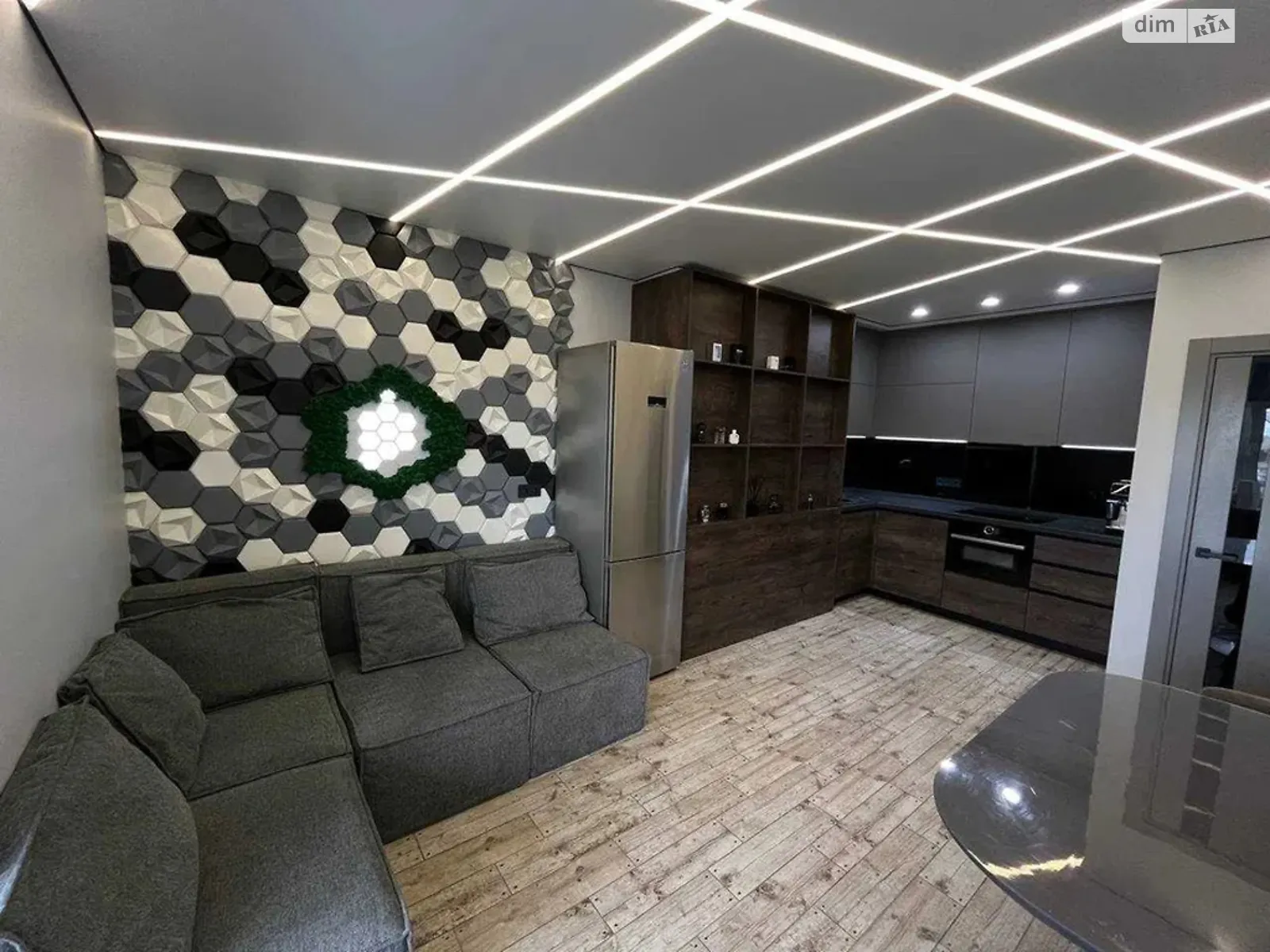 Продается 1-комнатная квартира 56 кв. м в Киеве, цена: 149900 $ - фото 1