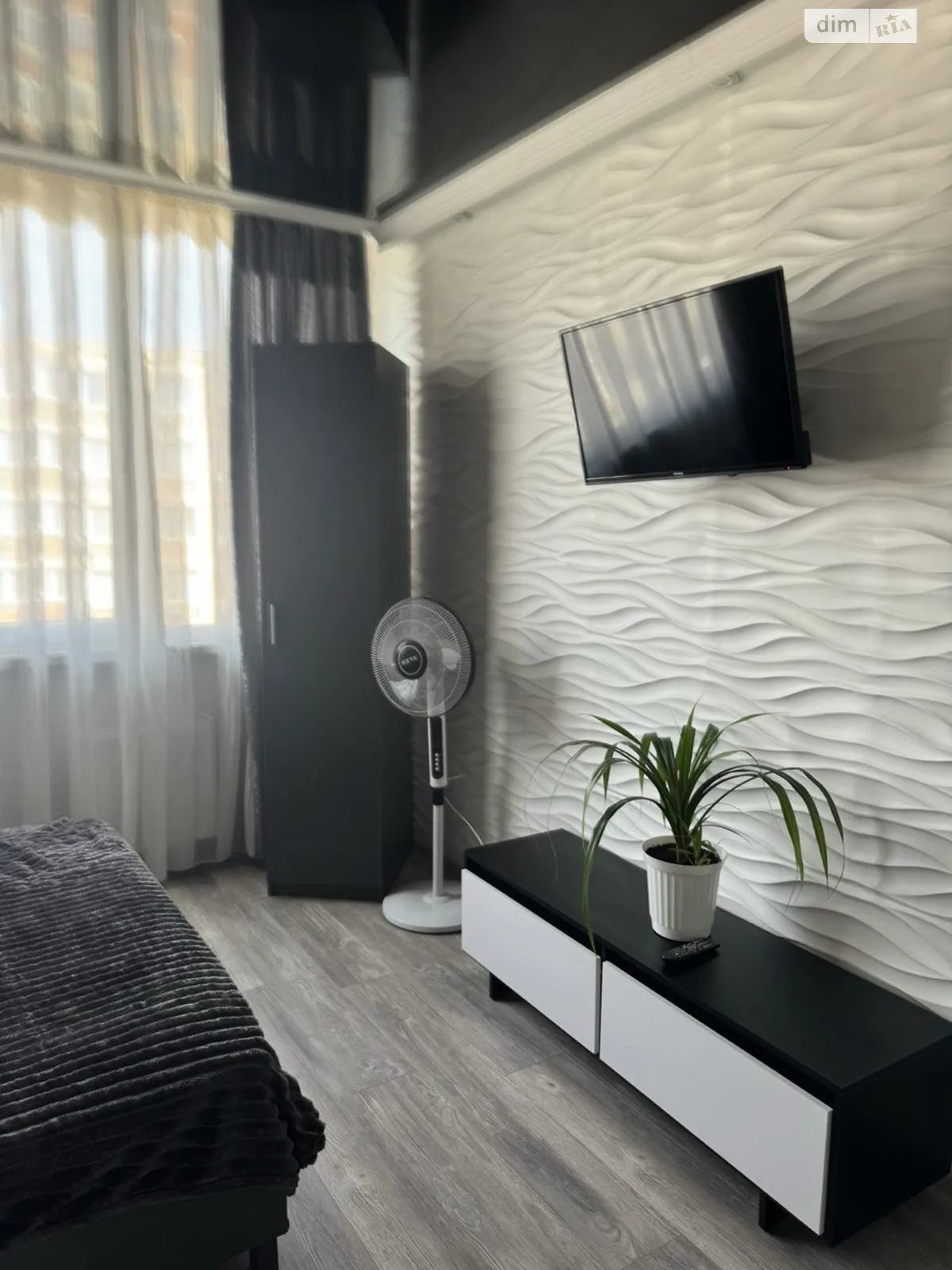Продається 1-кімнатна квартира 27.5 кв. м у Ілічанці - фото 1