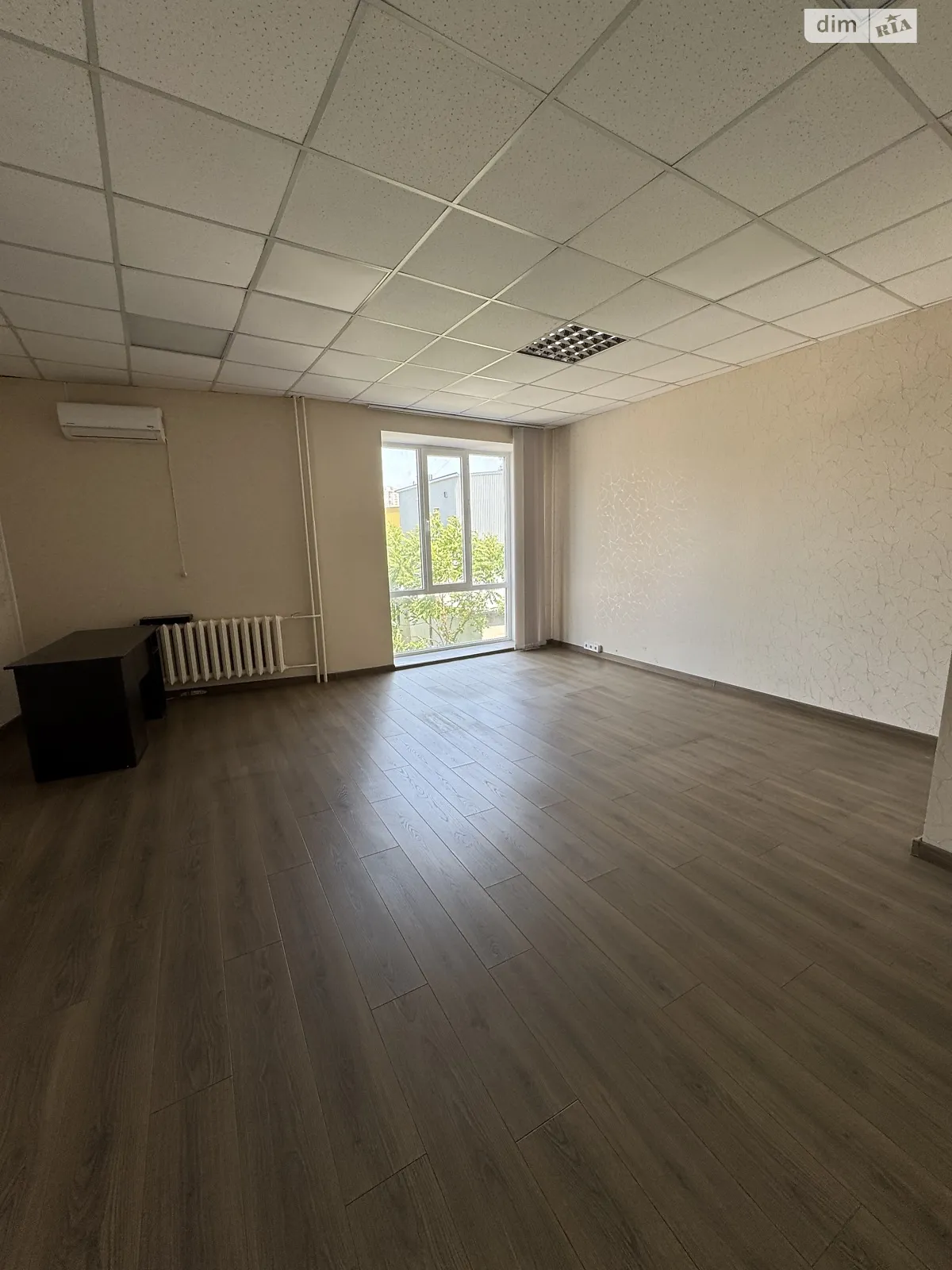 Здається в оренду офіс 54 кв. м в бізнес-центрі, цена: 16200 грн - фото 1