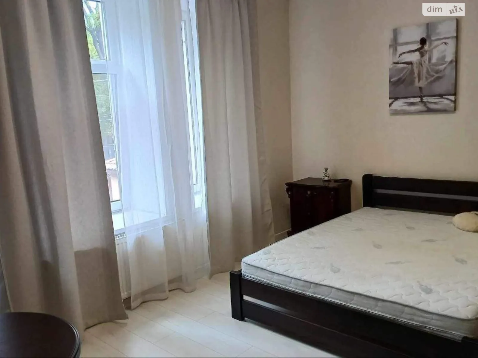 Продается 3-комнатная квартира 85.6 кв. м в Одессе, ул. Троицкая, 39 - фото 1