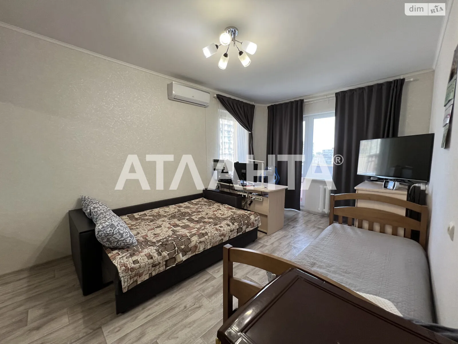Продається 1-кімнатна квартира 34.7 кв. м у Одесі, вул. Академіка Корольова - фото 1
