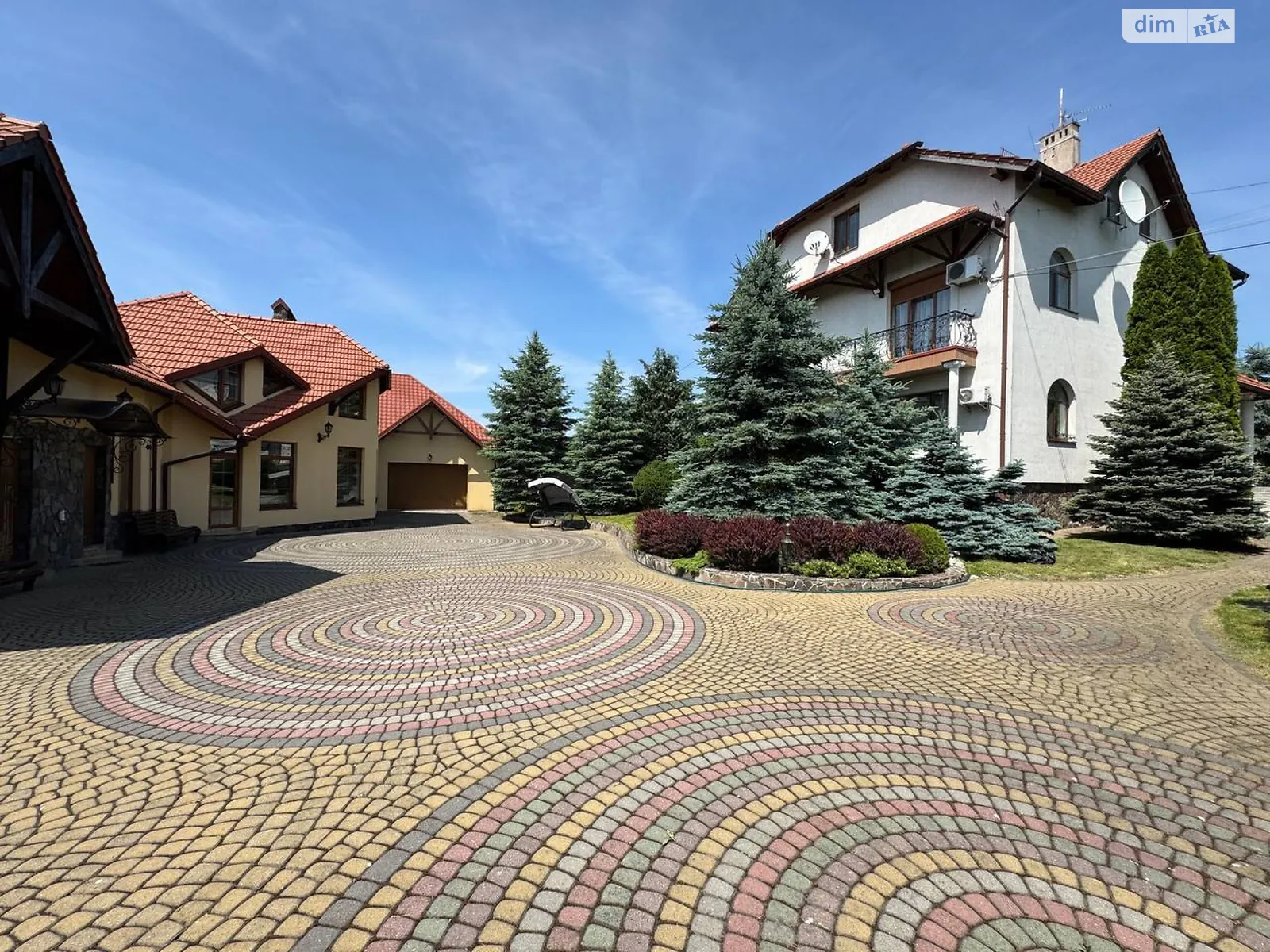 Продается дом на 2 этажа 299.3 кв. м с мебелью, цена: 430000 $ - фото 1