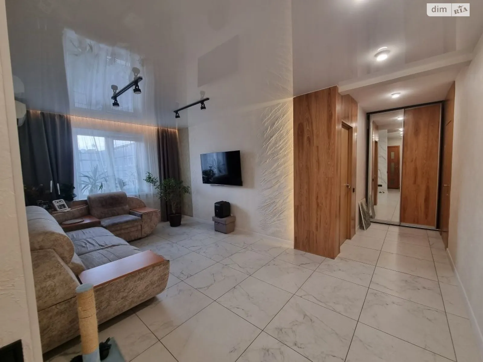Продается 3-комнатная квартира 70.7 кв. м в Днепре, Донецкое шоссе, 121 - фото 1