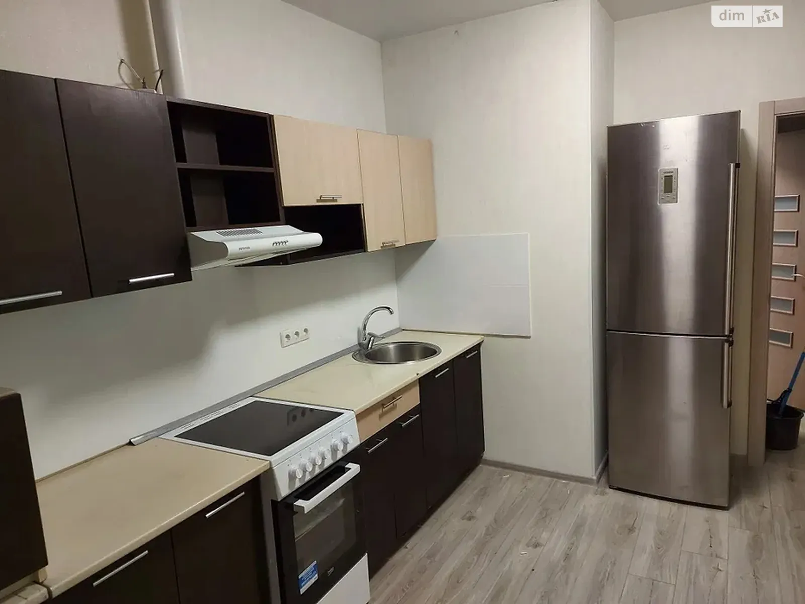 Продается 1-комнатная квартира 40 кв. м в Киеве, ул. Николая Закревского, 42А - фото 1