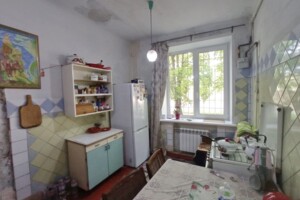 Продаж квартири, Дніпро, р‑н. Амур-Нижньодніпровський, Універсальна вулиця, буд. 9
